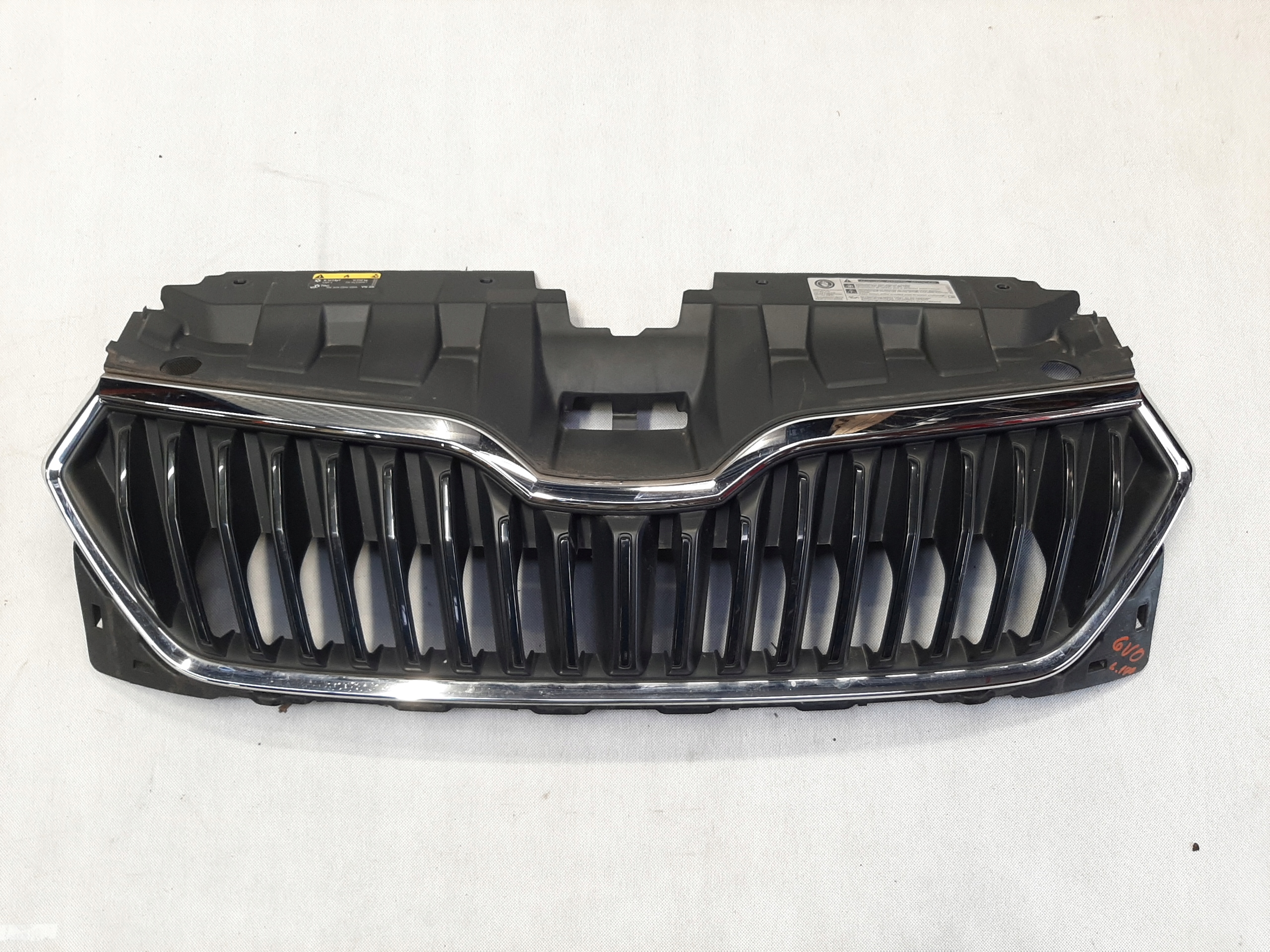 Skoda Fabia III LIFT (2015-2023r.) Atrapa zderzaka Grill 6V0853653C