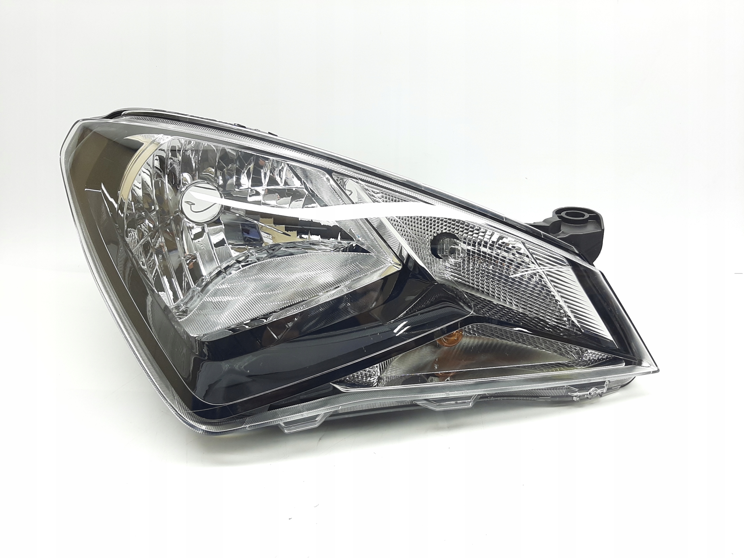 Seat Mii Lampa Reflektor PRAWA 1SL941016F