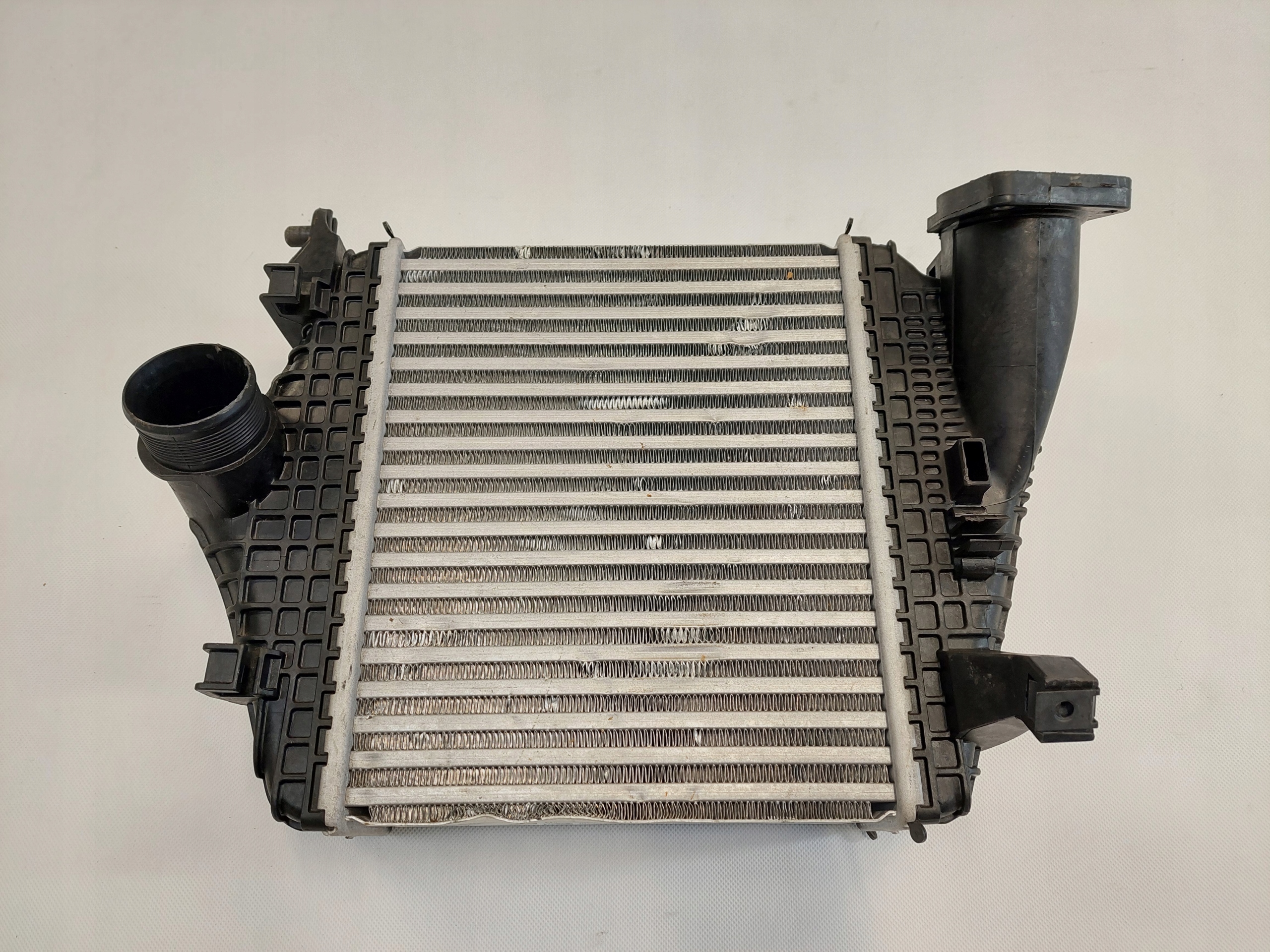 LAMBORGHINI URUS INTERCOOLER 4M0145804BT