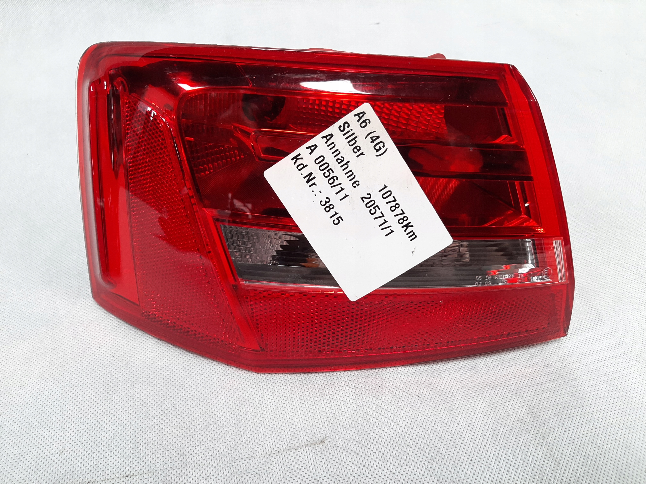 AUDI A6 C7 SEDAN 2010- LAMPA LEWY TYŁ 4G5945095