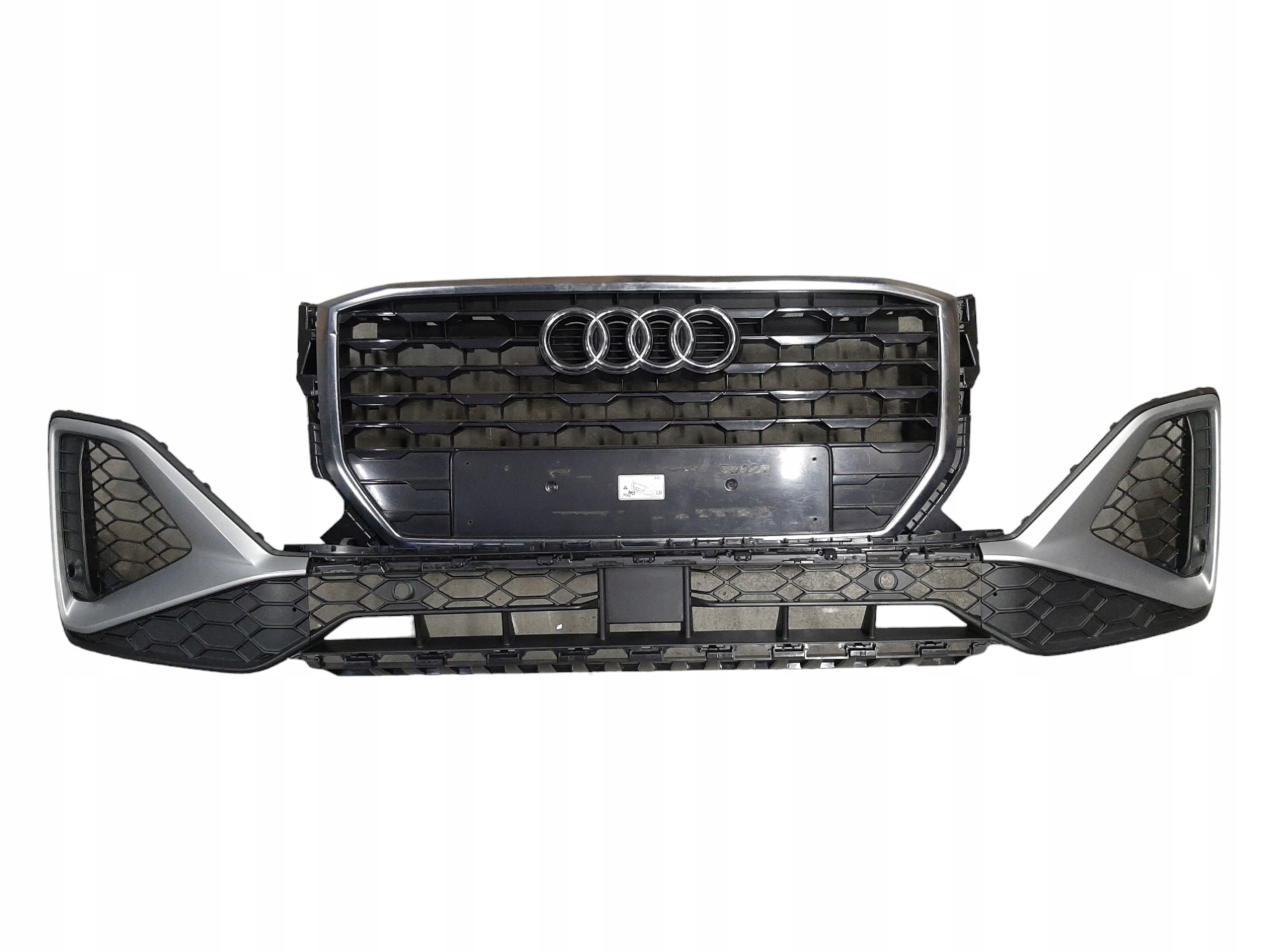 Audi Q2 Atrapa Grill elementy zderzaka 81A853651 81A807647K 81A807681Q 682Q