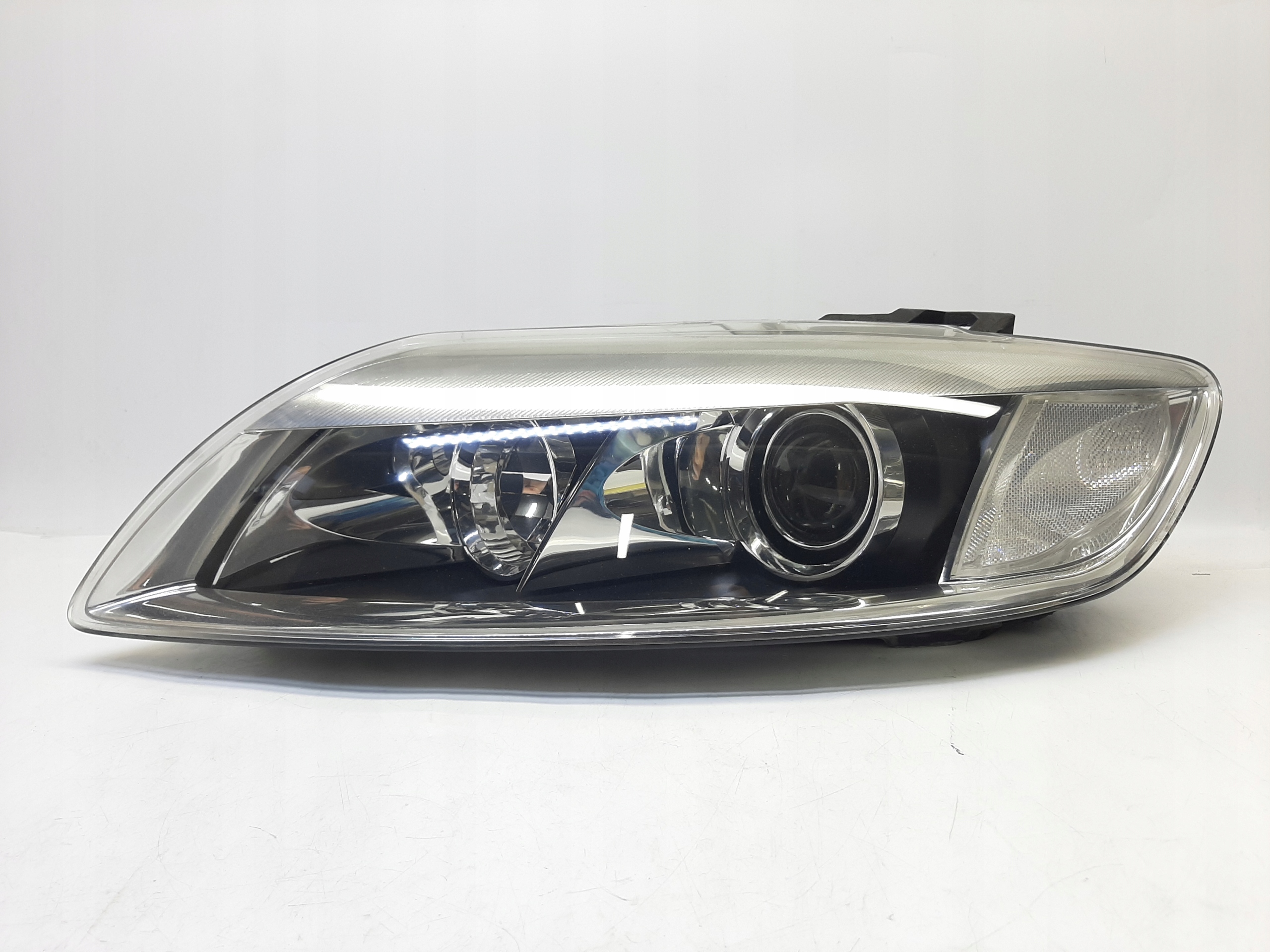 Audi Q7 4L (2006-2010r.) Reflektor Lampa Xenon Lewa 4L0941029A