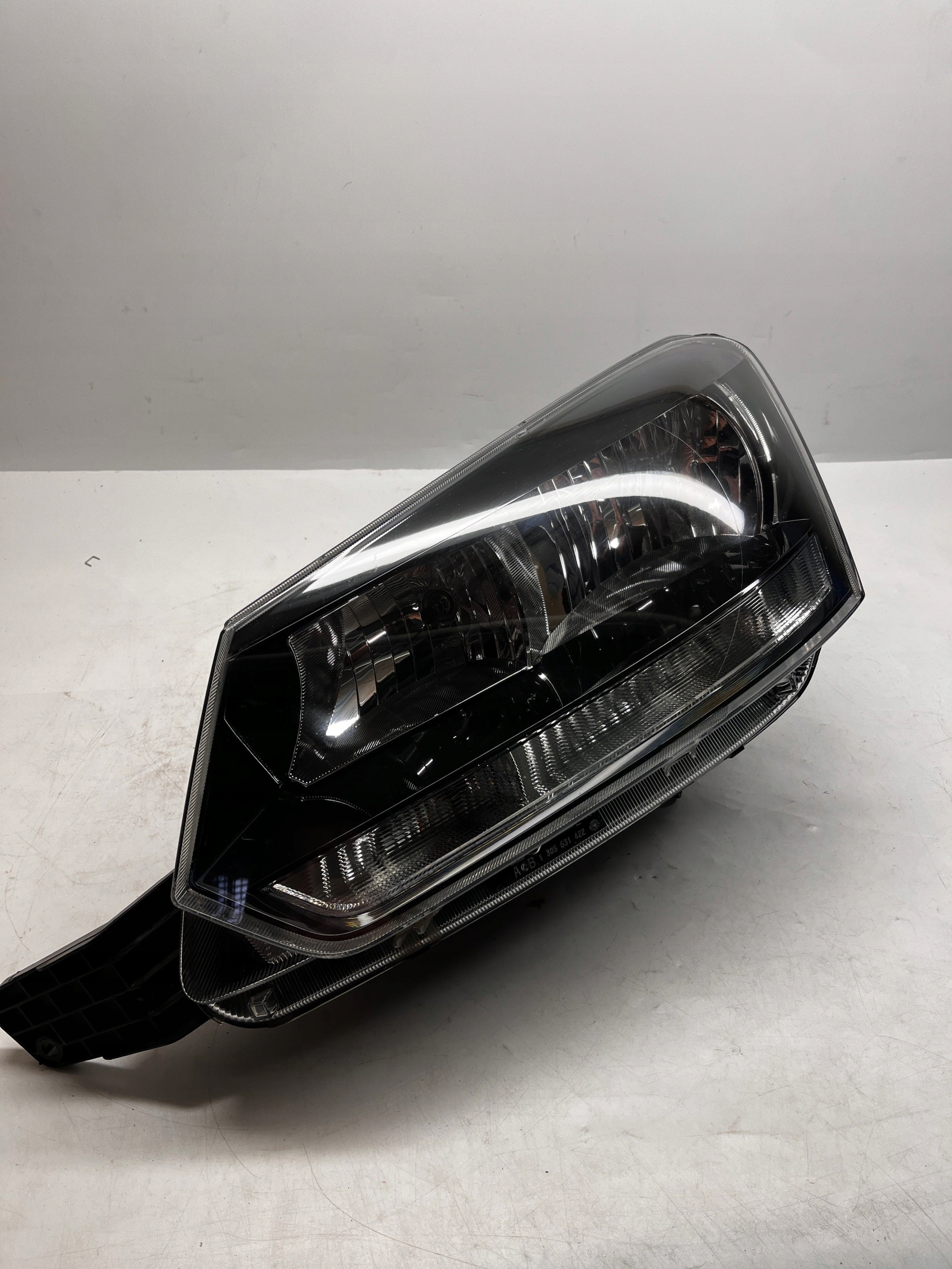 SKODA YETI lift LAMPA REFLEKTOR LEWY 5L1941015D 2012/2018