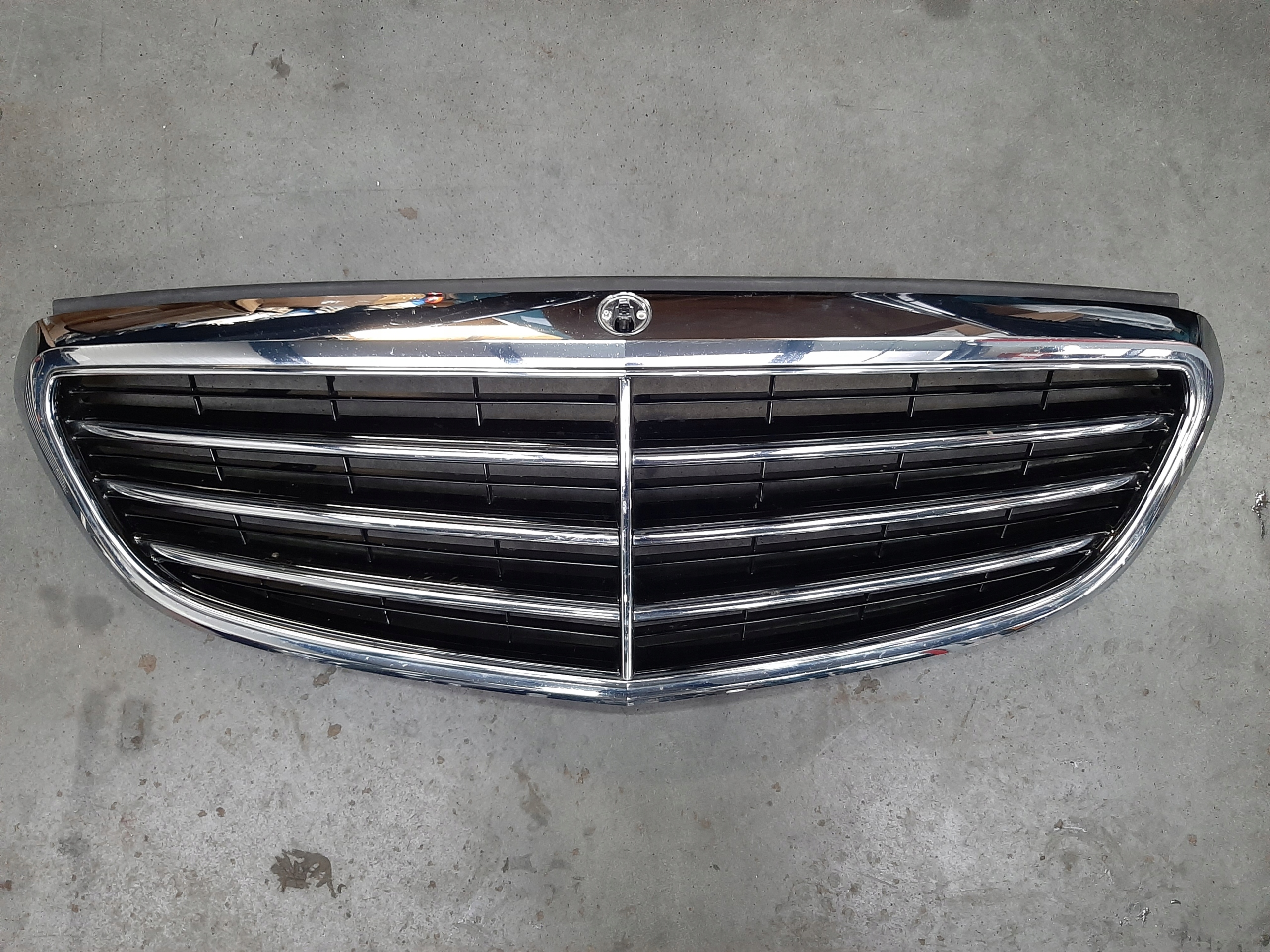 MERCEDES-BENZ C KLASA W205 EXCLUSIVE ATRAPA CHŁODNICY GRILL A2058806606