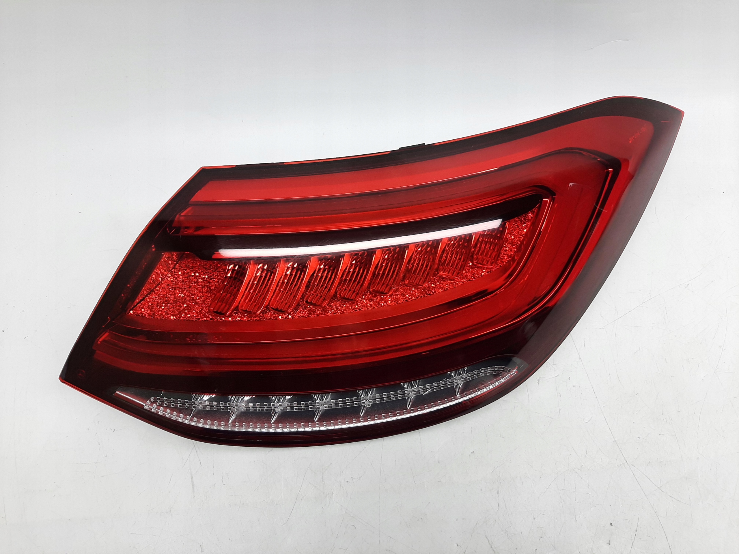 Mercedes CLS 257 (2018-2023r.) Lampa tył prawa LED A2579062700 NOWA