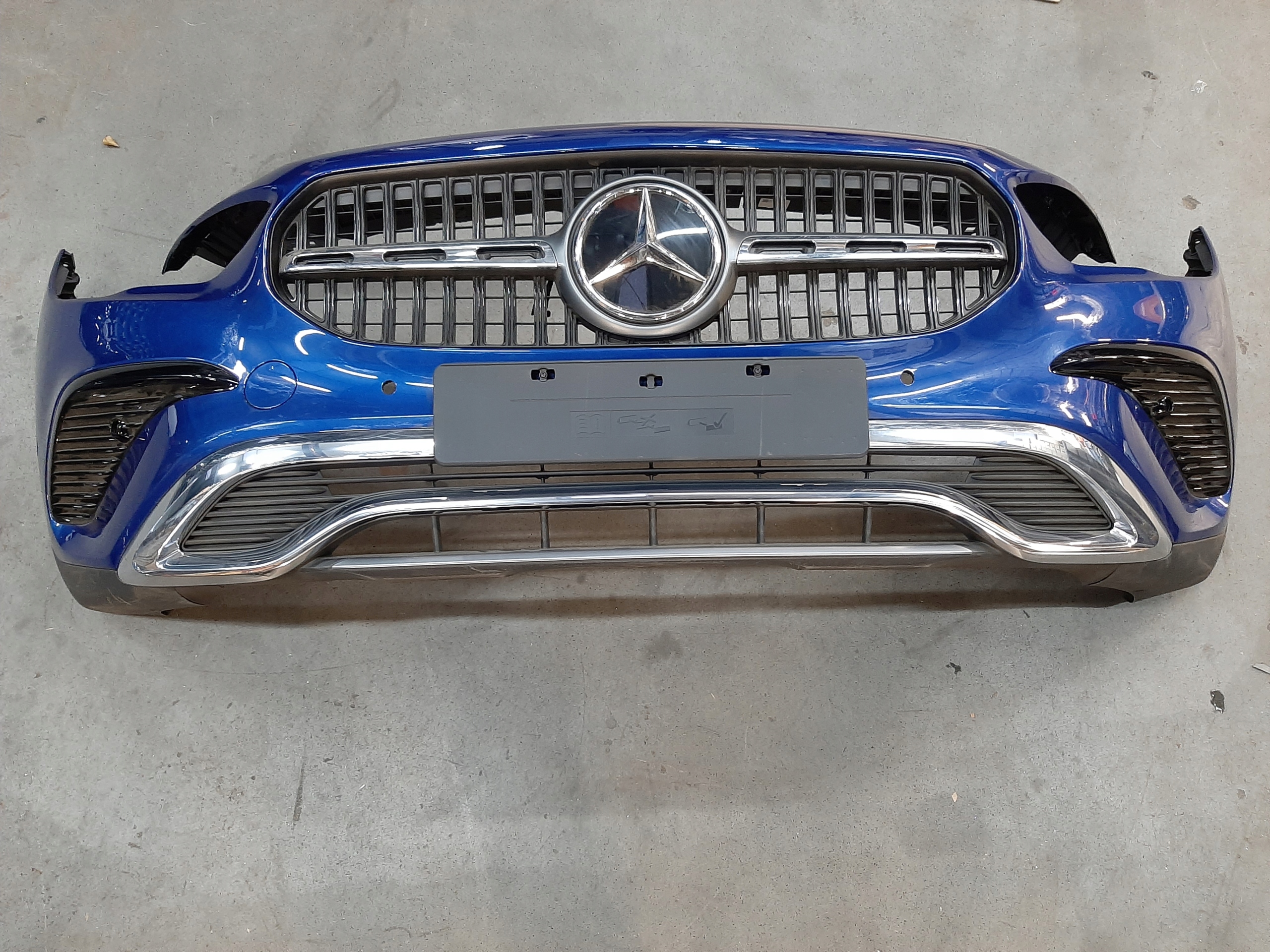 MERCEDES-BENZ GLA II LIFT H247 23- ZDERZAK PRZÓD A2478859309 NOWY