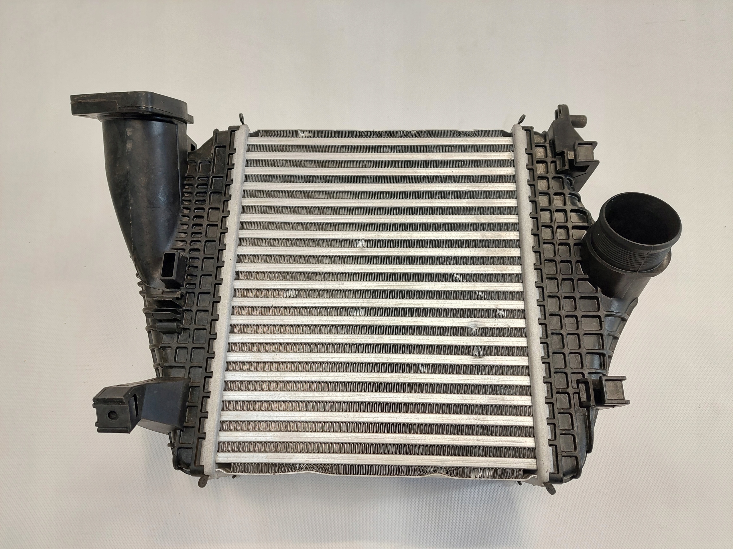 LAMBORGHINI URUS INTERCOOLER 4M0145803BT