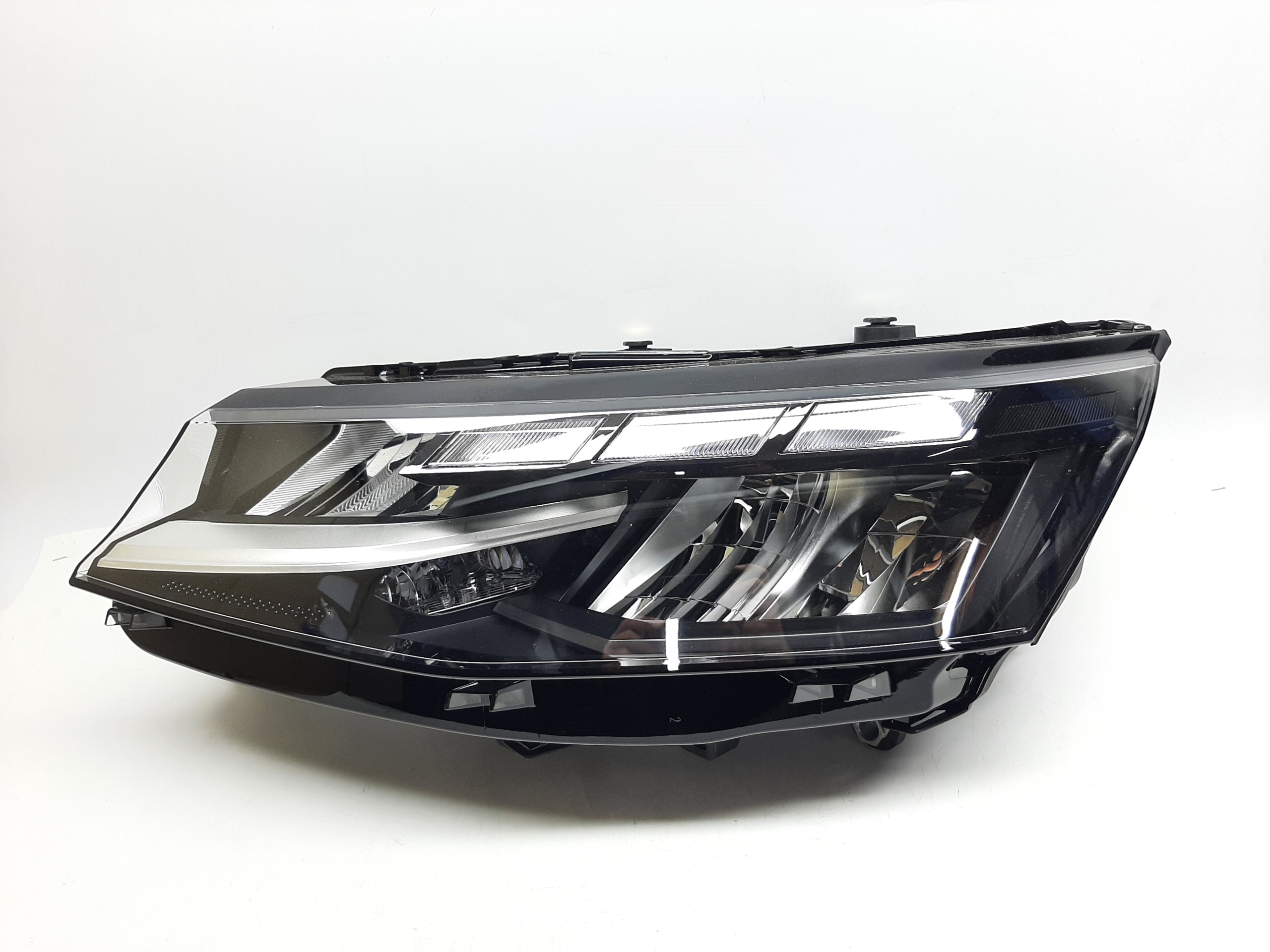 VW T7 Reflektor Lampa Led Nowa LEWA 7T1941035AC