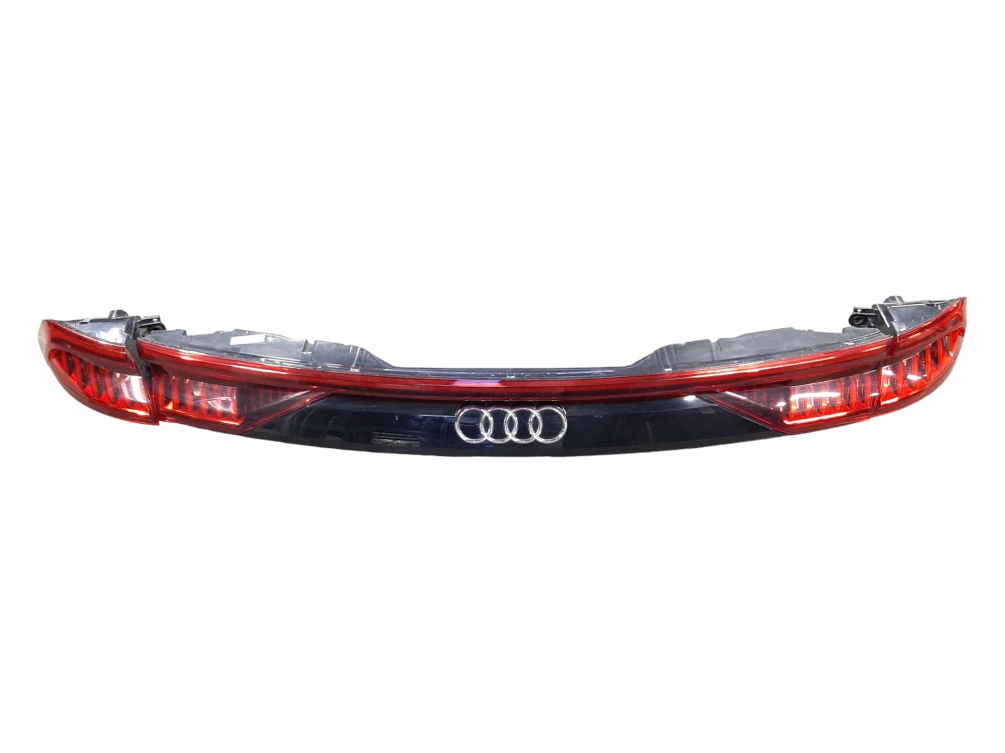 Audi Q8 SQ8 Zestaw Komplet Lamp tył Animacja Valeo USA 4M8945095Q 069C 070C