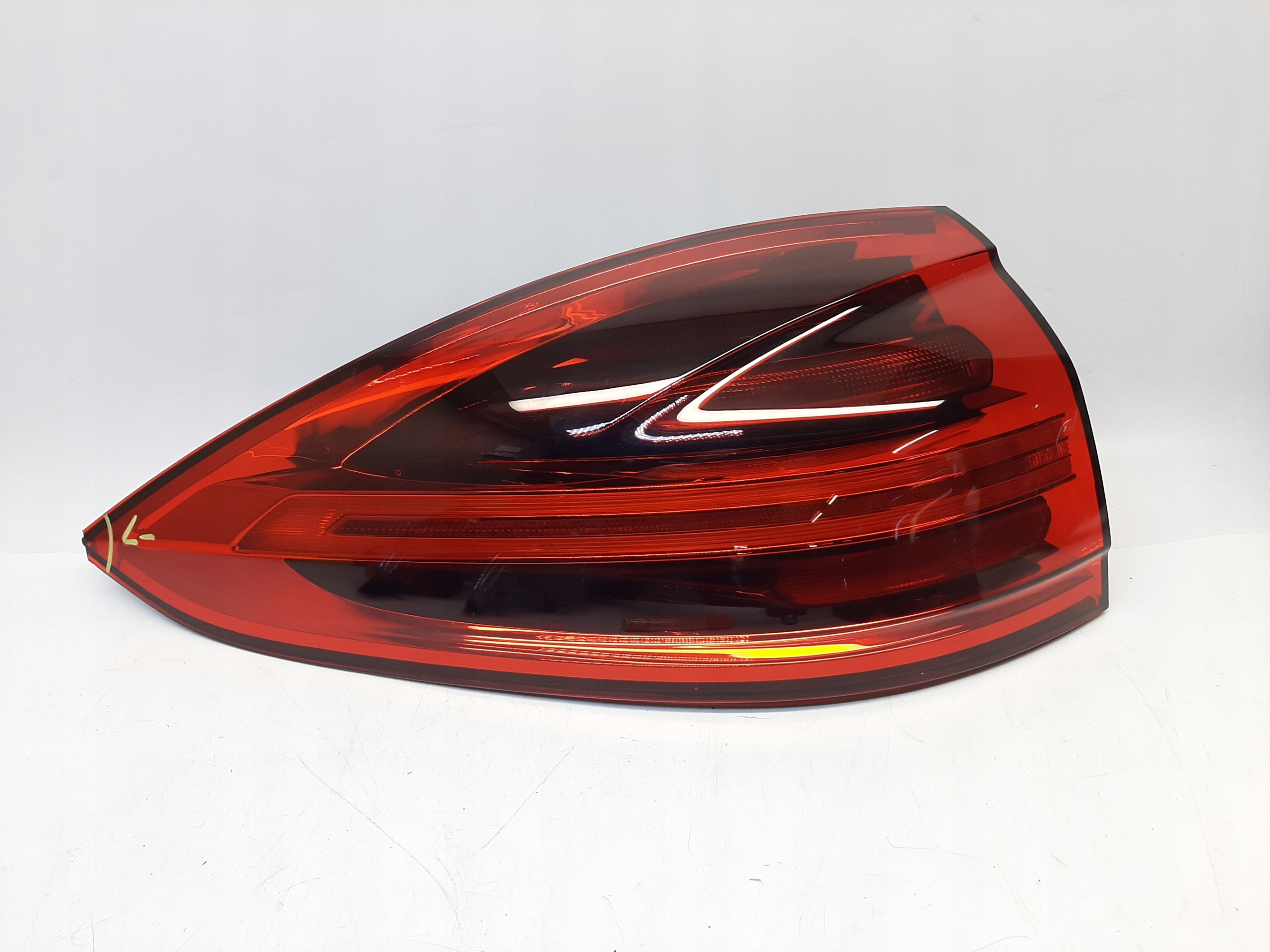 Porsche Cayenne GTS (2015-2017r.) Lampa Tył Lewa 7P5945207G