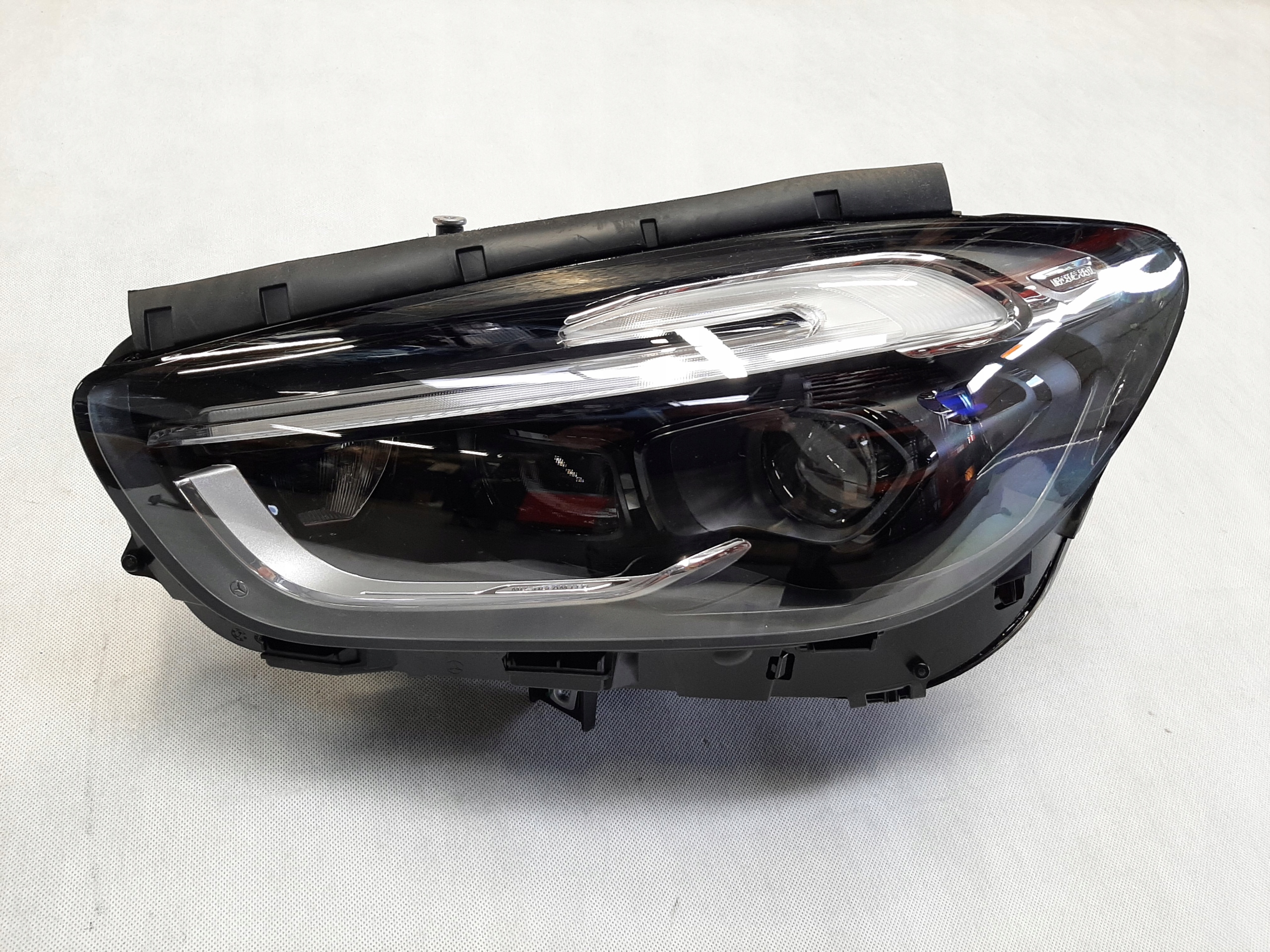 Mercedes GLA W247 (2020-) Reflektor Lampa LED LEWA A2479061304 NOWA