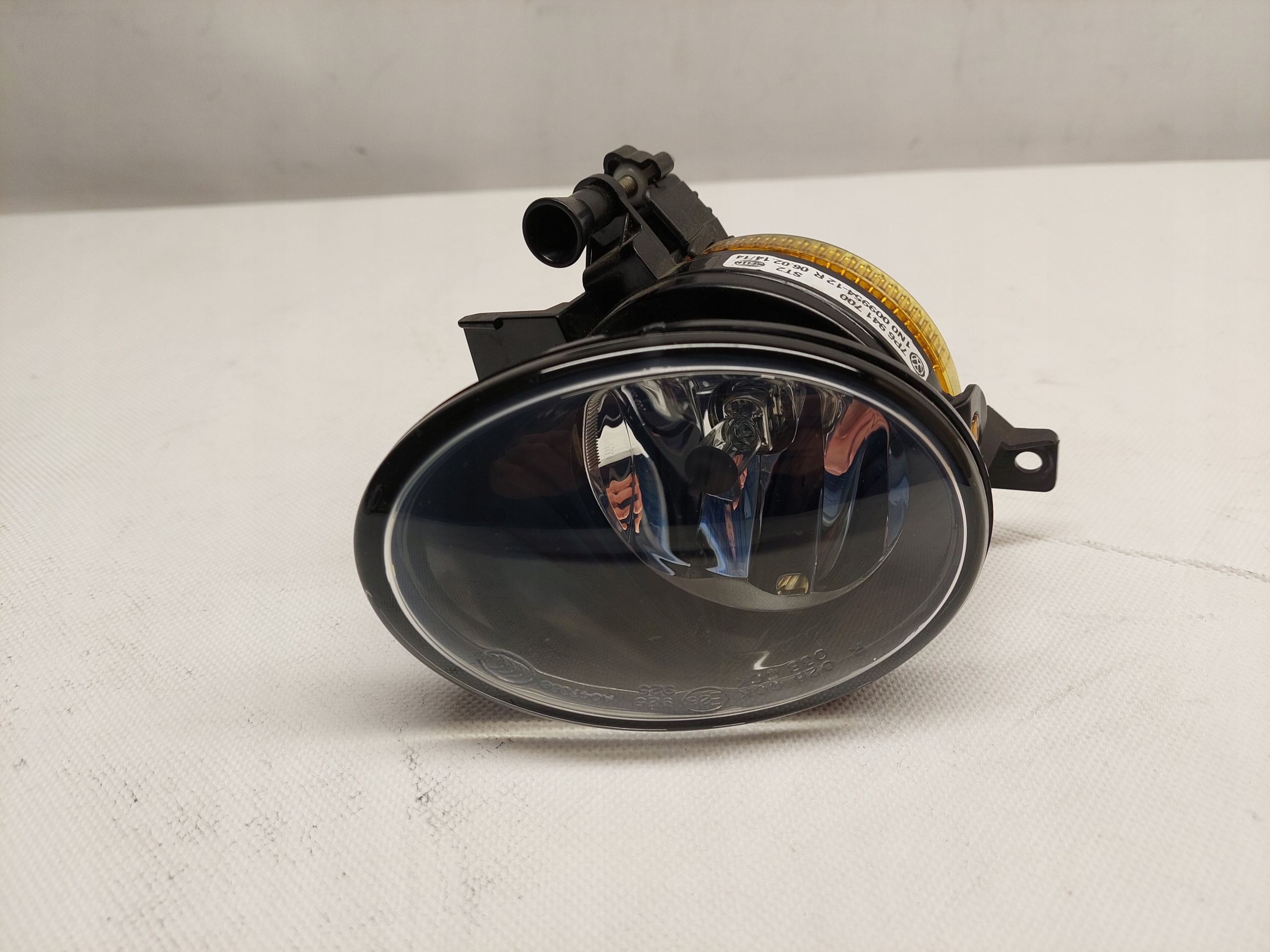 VW TOUAREG 2010/2015 7P6941700 HALOGEN PRAWY NOWY hella kompletny żarówka