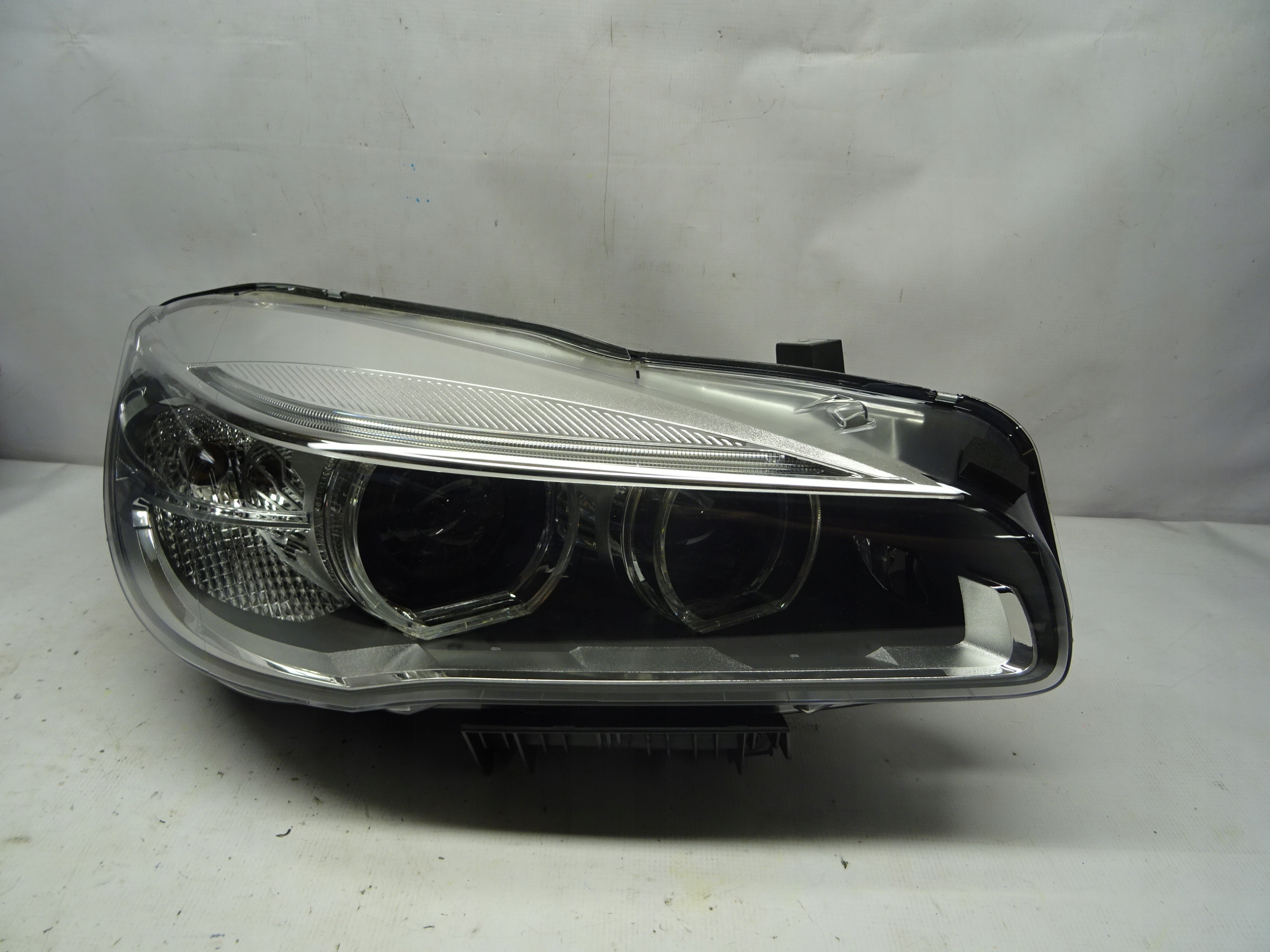 BMW 2 F45 F46 REFLEKTOR PRAWY FULL LED 7422580-02 lampa przód