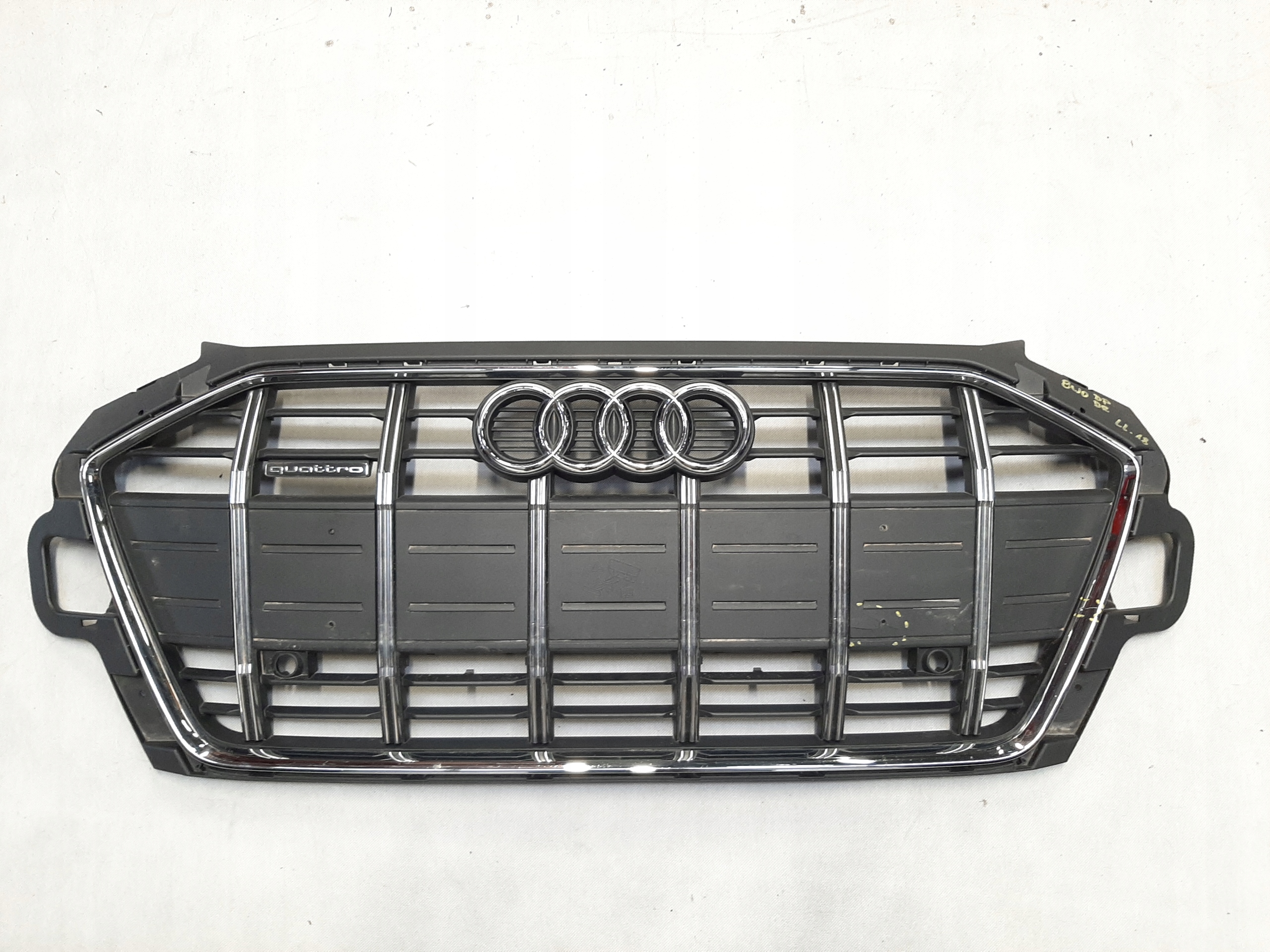 Audi A4 B9 Allroad Quattro Atrapa Chłodnicy Grill 8W0853651DP 8W0853651DR