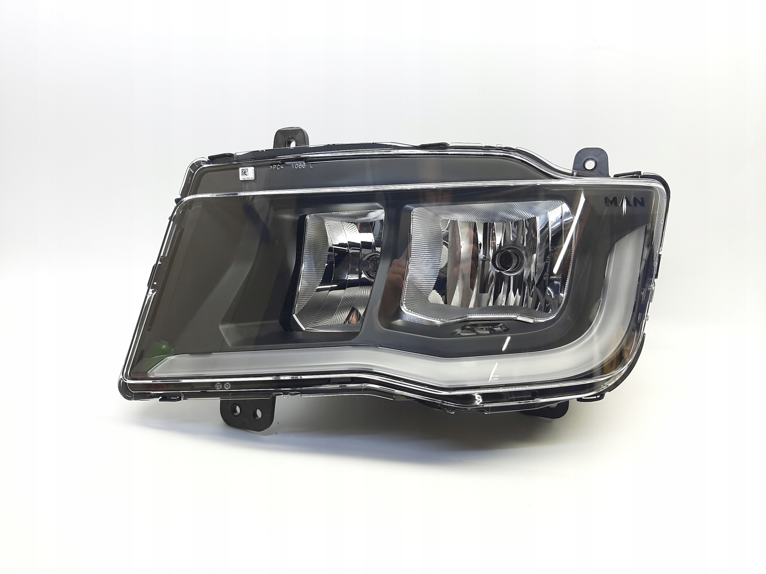 MAN TGX II 2020- LAMPA REFLEKTOR LED LEWY PRZÓD 81.25101-6737 NOWY