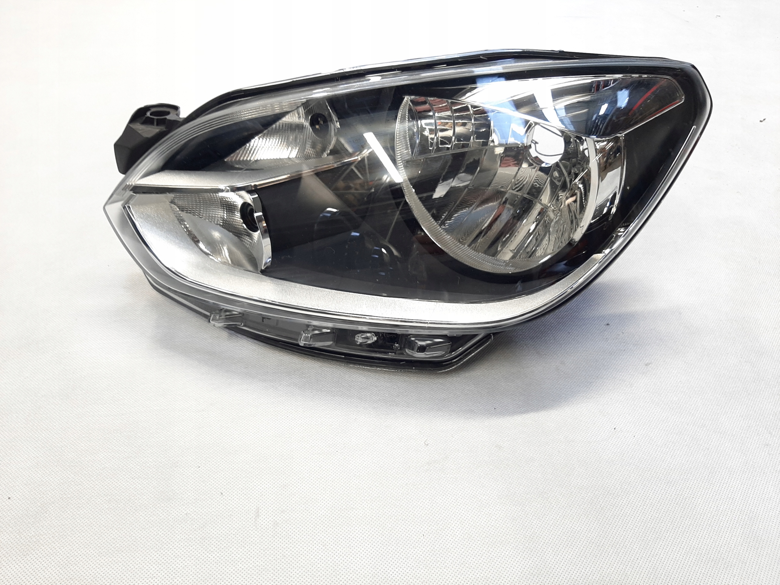 VW UP Lampa Reflektor LEWA NOWA 1S1941015N 1EJ010670