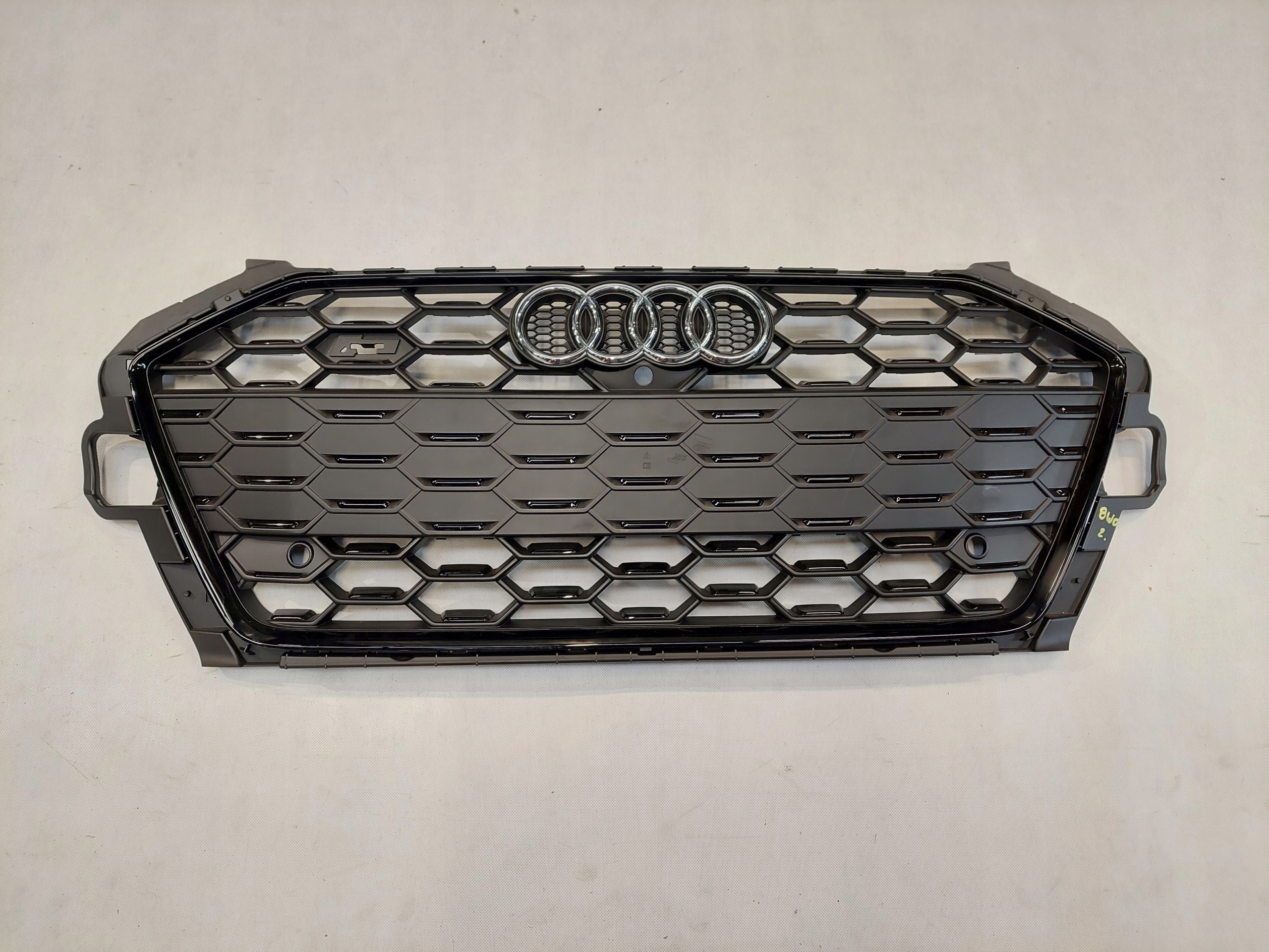 Audi S4 B9 8W0853651DK Atrapa Grill Przód nowa a4 mat nowa