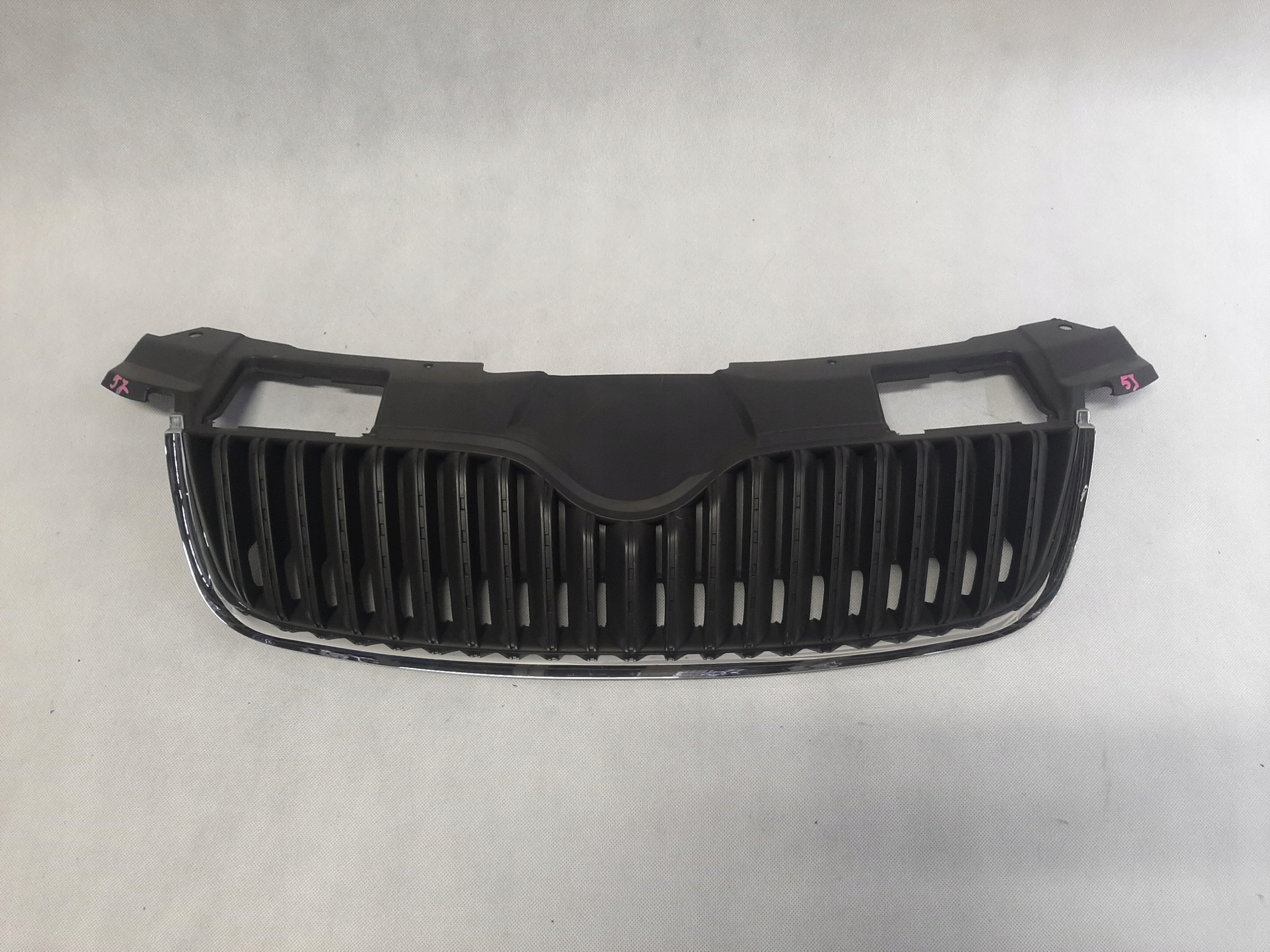 Skoda Fabia II (2008-2015r.) Grill Atrapa 5JD853668A