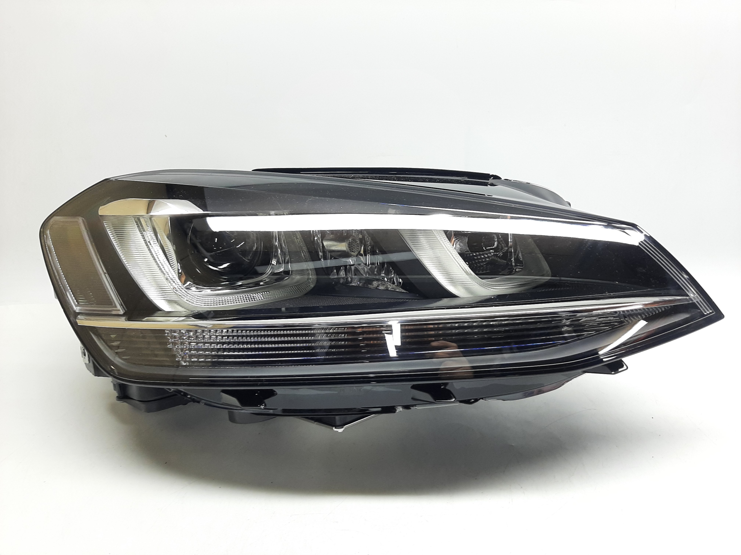 VW Golf 7 VII Reflektor Lampa Xenon Led PRAWA 5G1941752