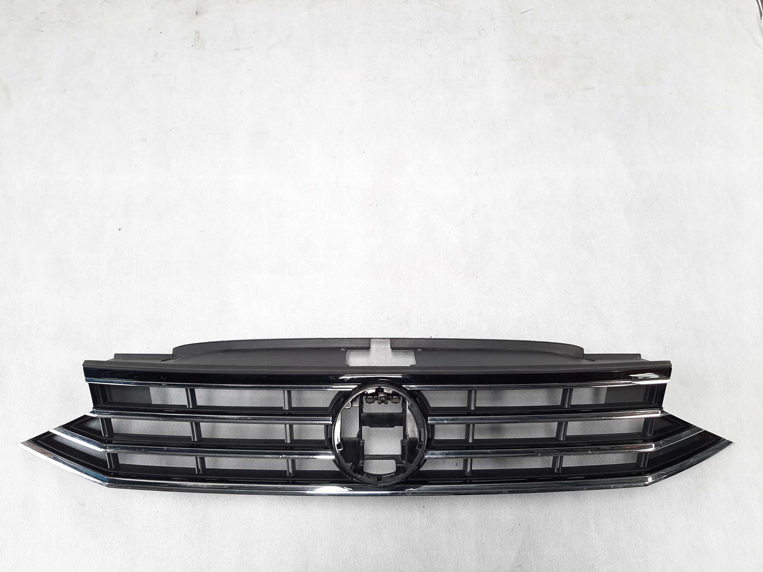 Volkswagen Passat B8 Lift Atrapa Grill 3G0853653N