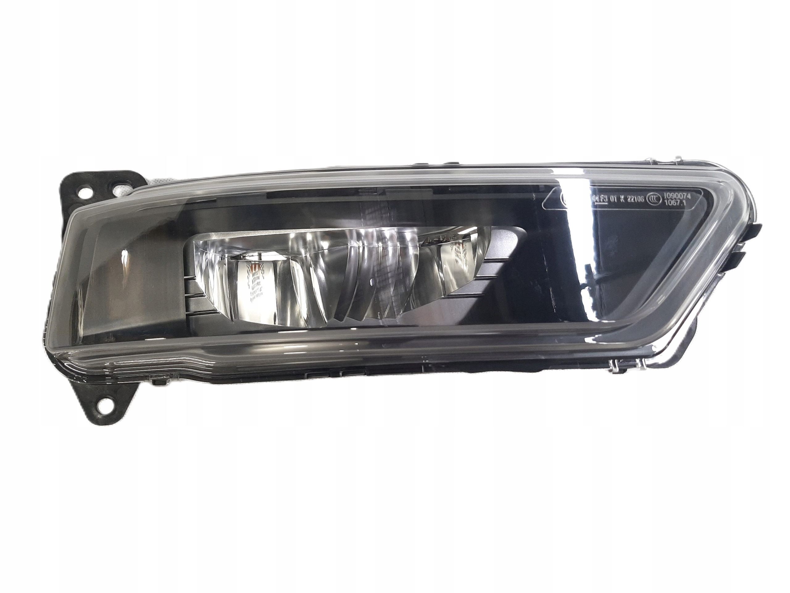 MAN TGX II 2020- HALOGEN PRZECIWMGIELNY PRAWY PRZÓD 81.25204-0004 NOWY