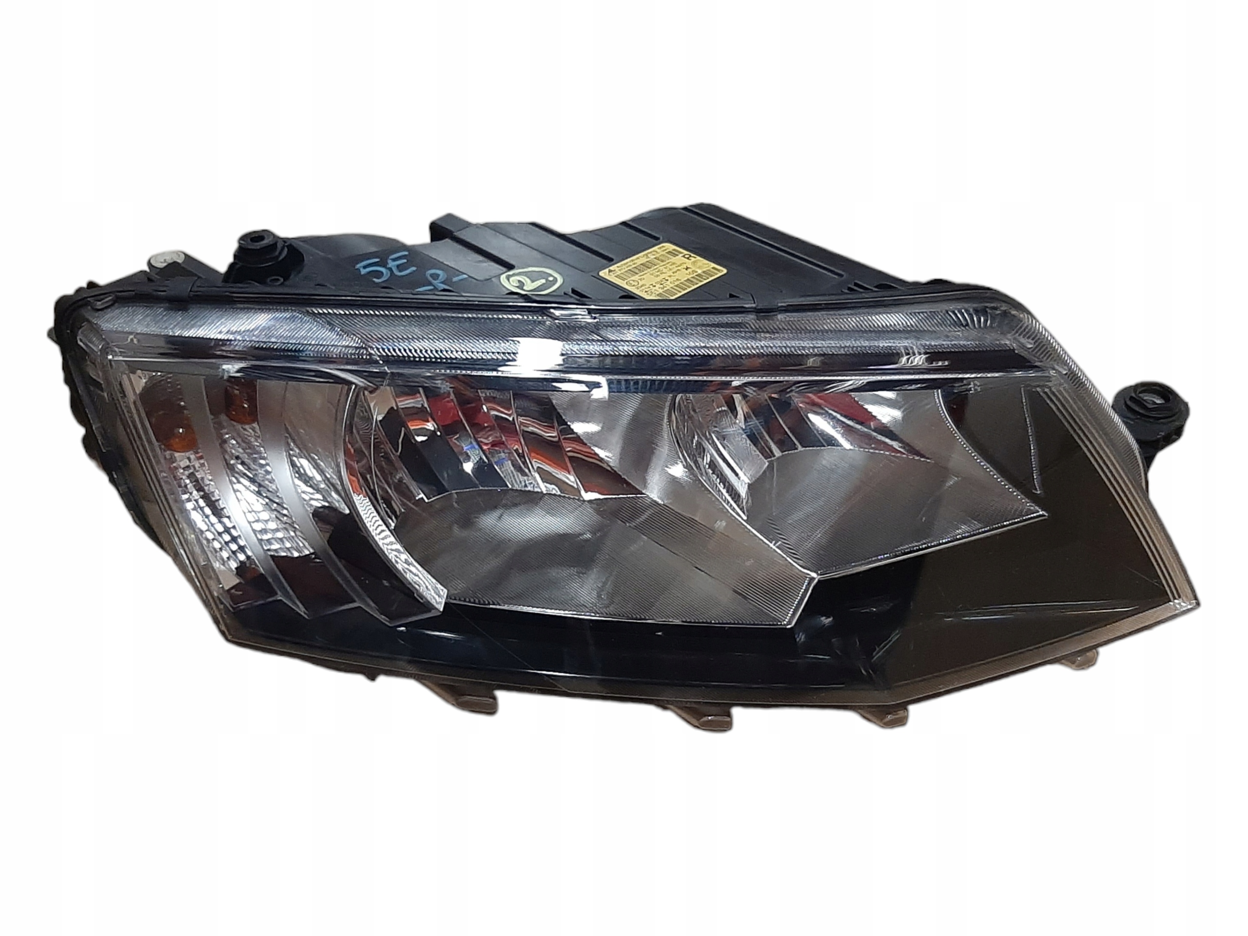 SKODA OCTAVIA 3 2014-2018 REFLEKTOR LAMPA PRAWA 5E1941016