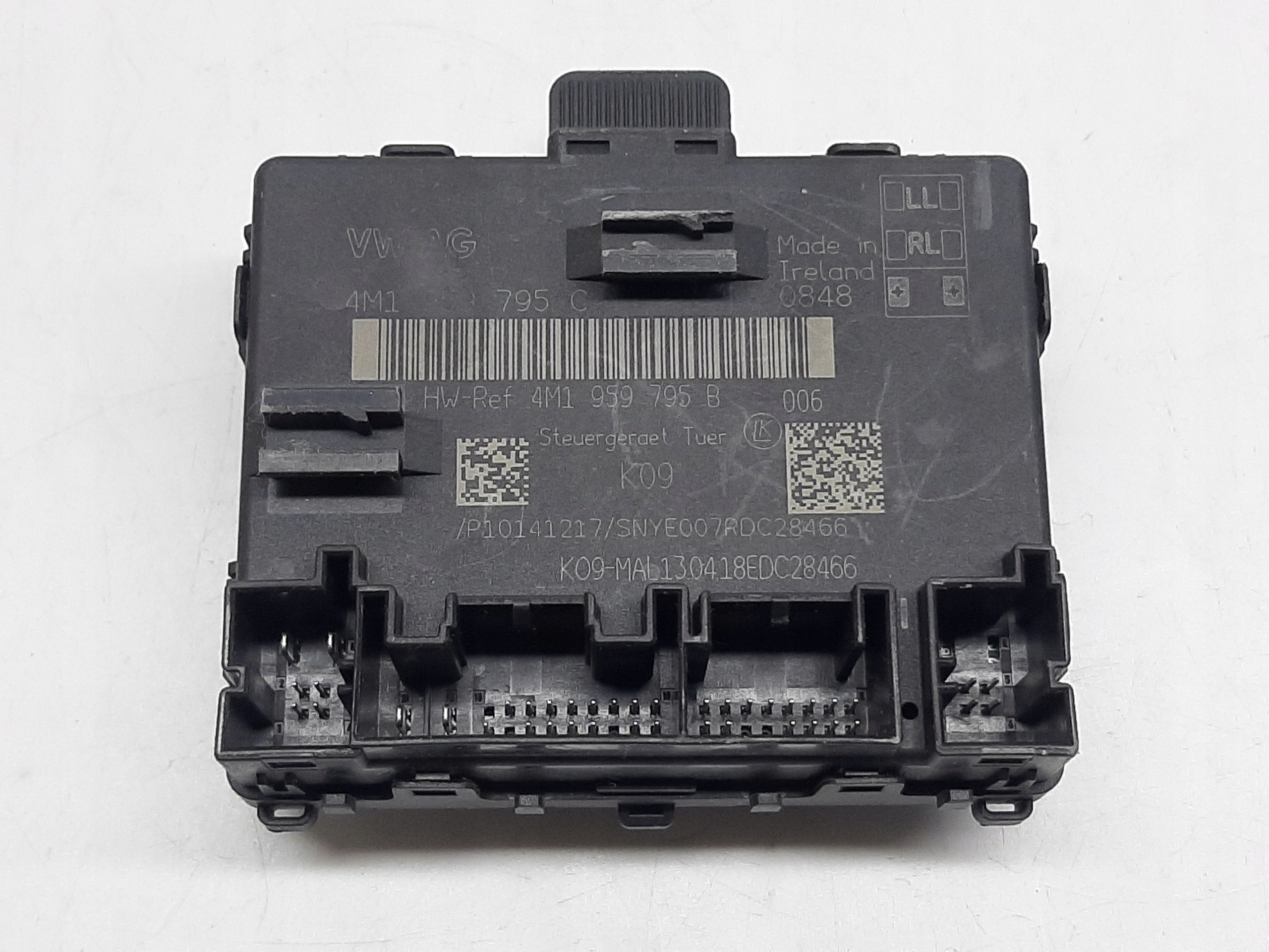 AUDI A8 D5 2017-21R MODUŁ STEROWNIK DRZWI 4M1959795B 4M1959795C