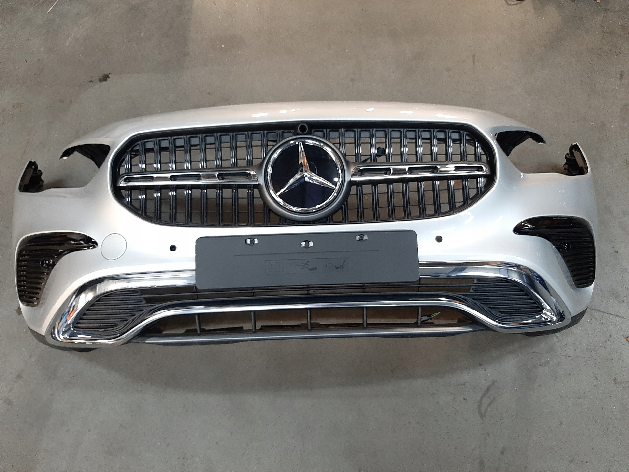 MERCEDES-BENZ GLA II LIFT H247 23- ZDERZAK PRZÓD A2478859309 NOWY