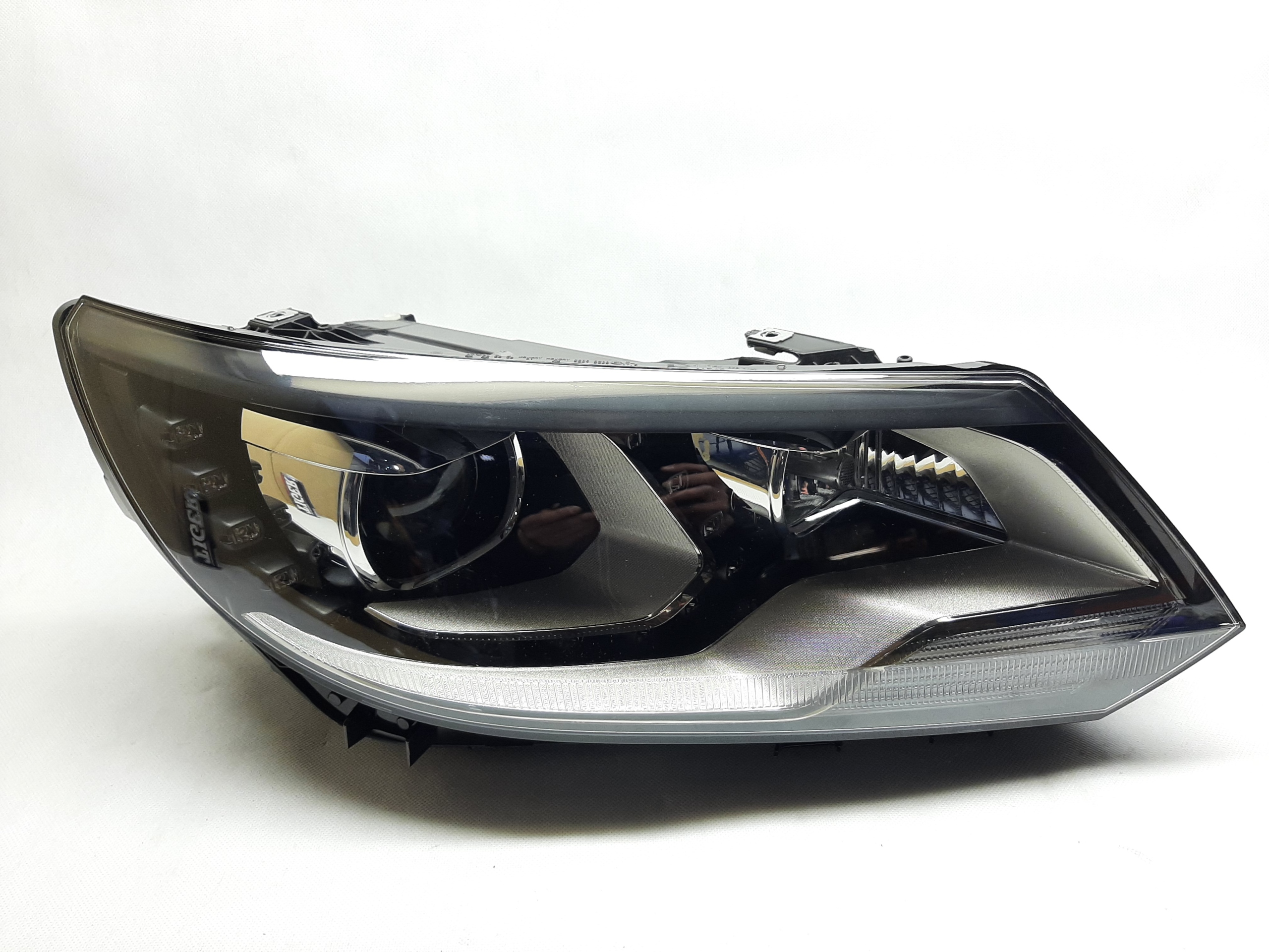 VW TIGUAN LAMPA REFLEKTOR PRAWA 5N0941752B nowa HELLA oryginał 2010/2016