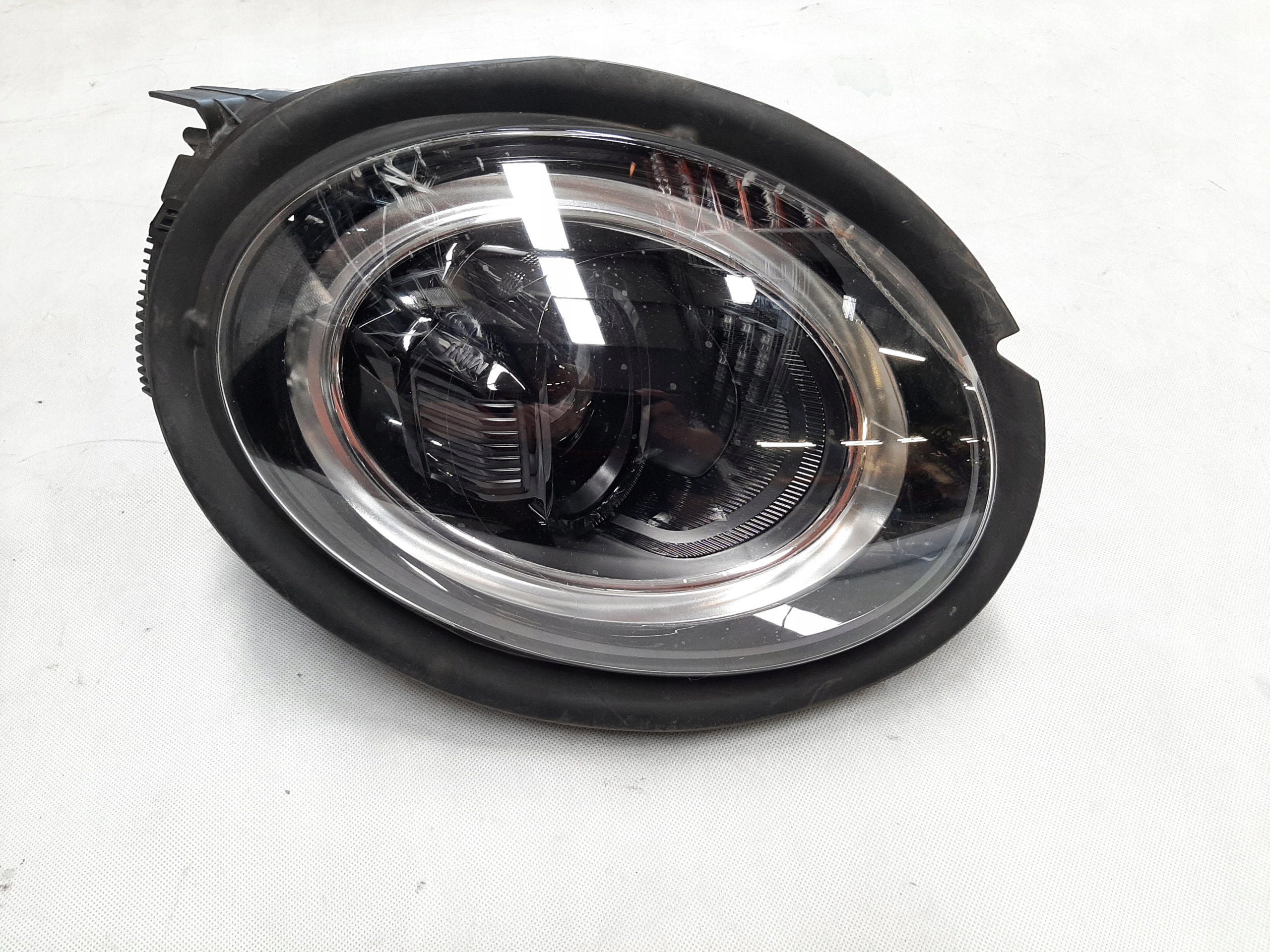 MINI F56 F57 Reflektor Lampa Przednia Lewa Valeo 63115A0196105