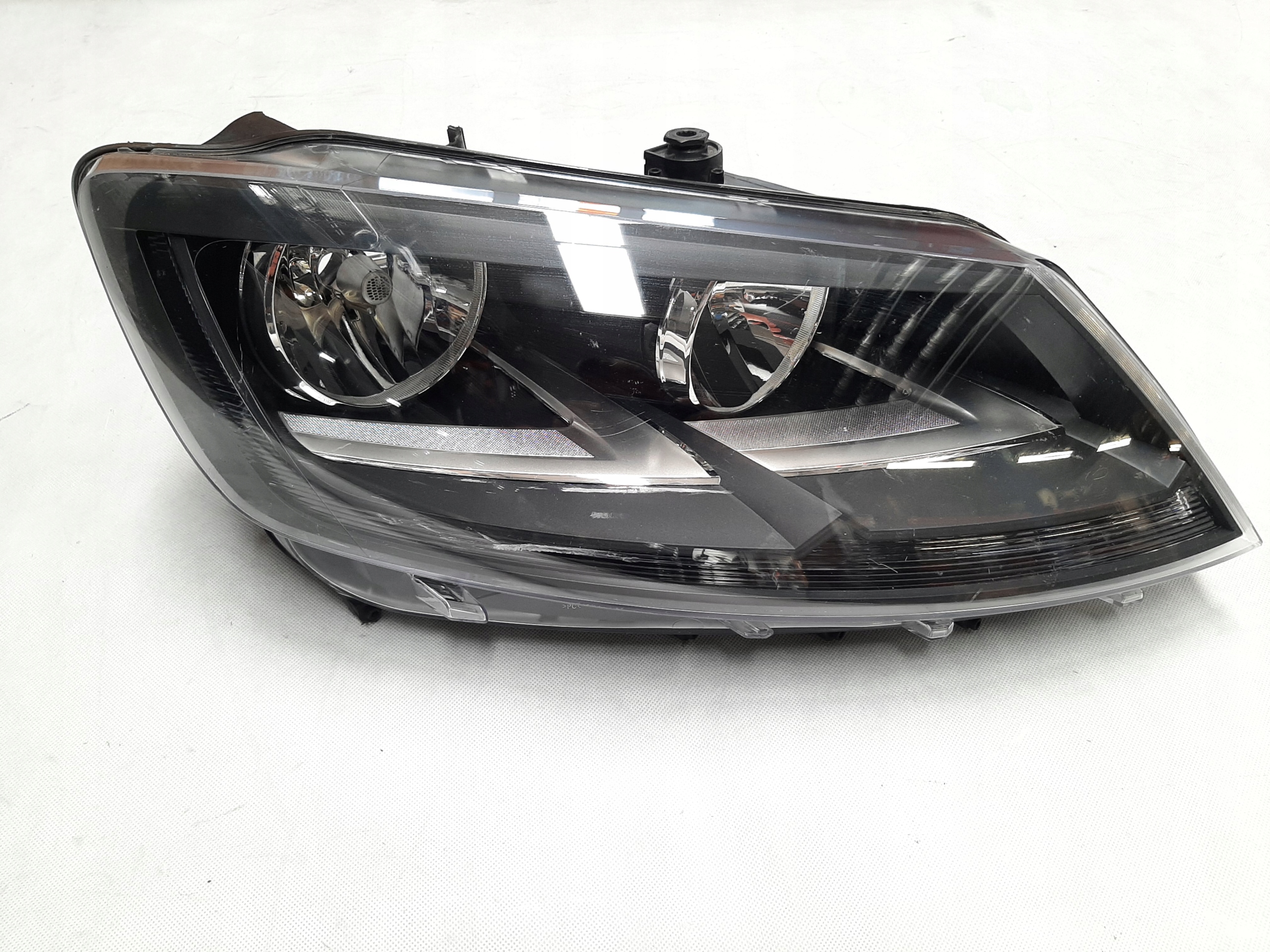 Seat Alhambra Reflektor Lampa Przednia Prawa Automotive Lighting 7N5941006F