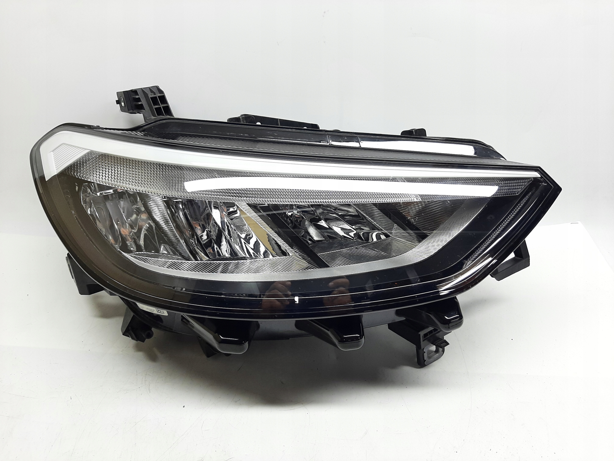 Volkswagen ID.3 Reflektor Lampa Przednia Prawa 10B941030