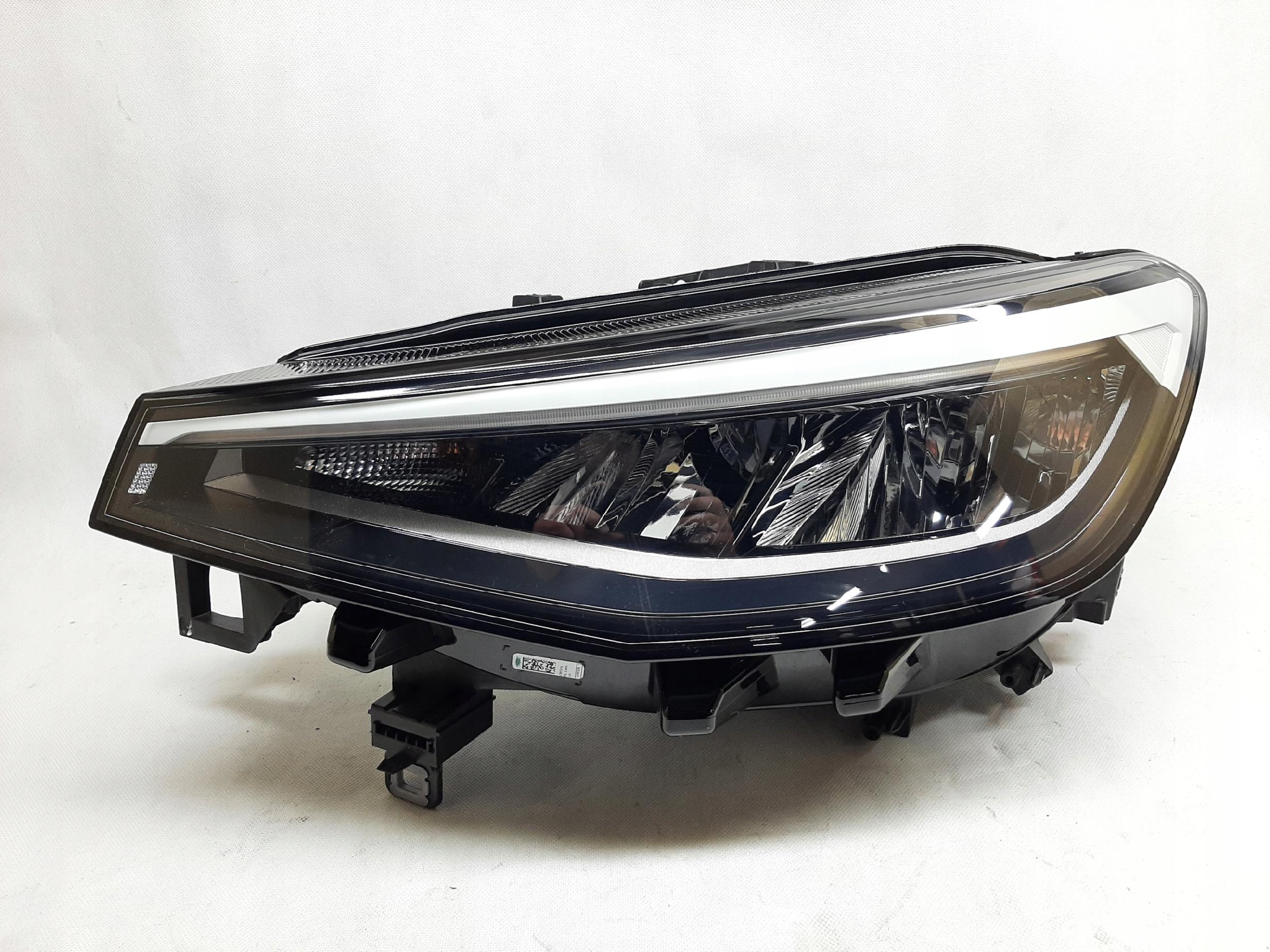 VW ID.4 FULL LED 11B941005A reflektor lewy przedni