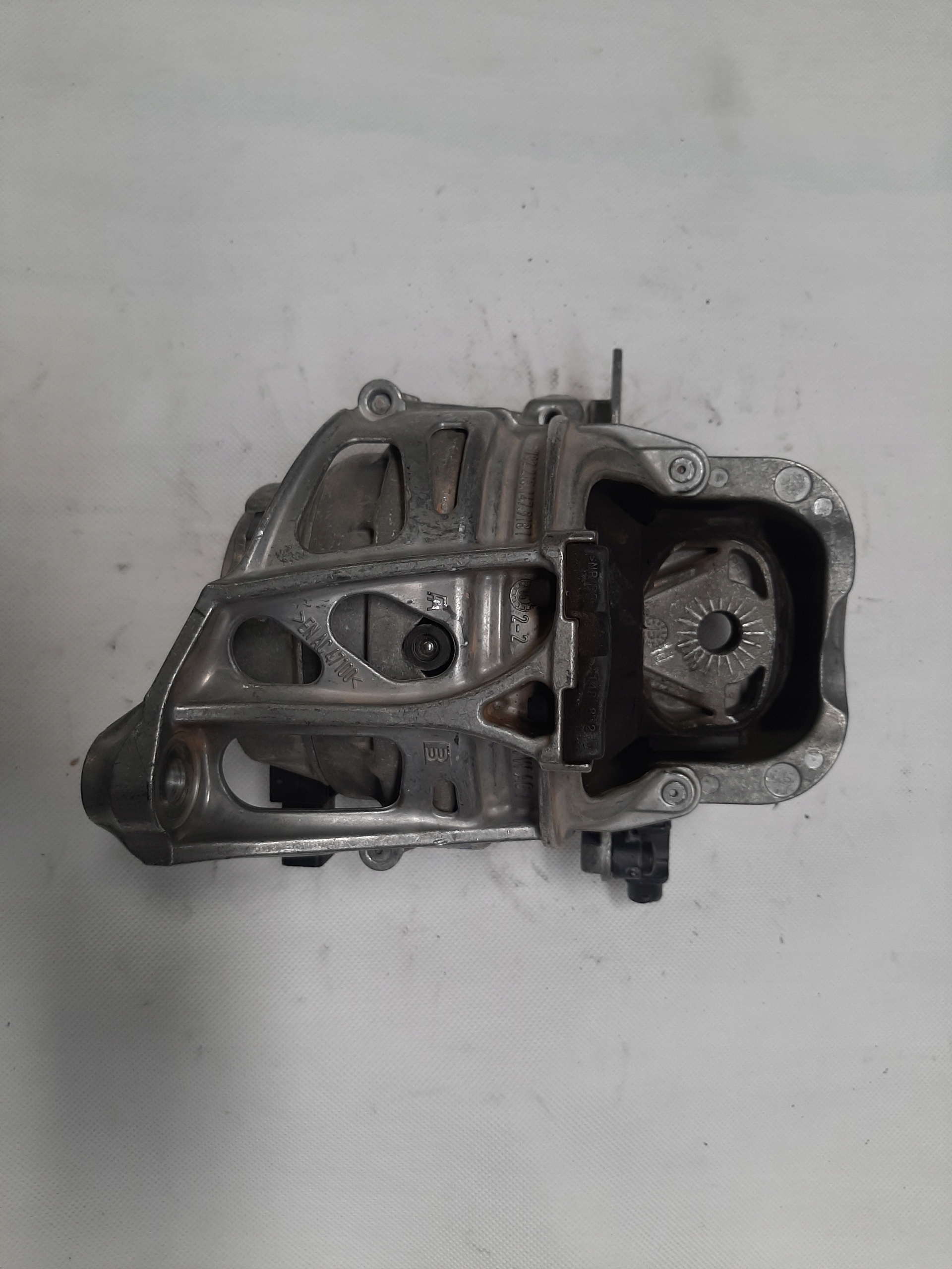 Poduszka Silnika Audi A8 D5 Q7 4M0199255R 05V