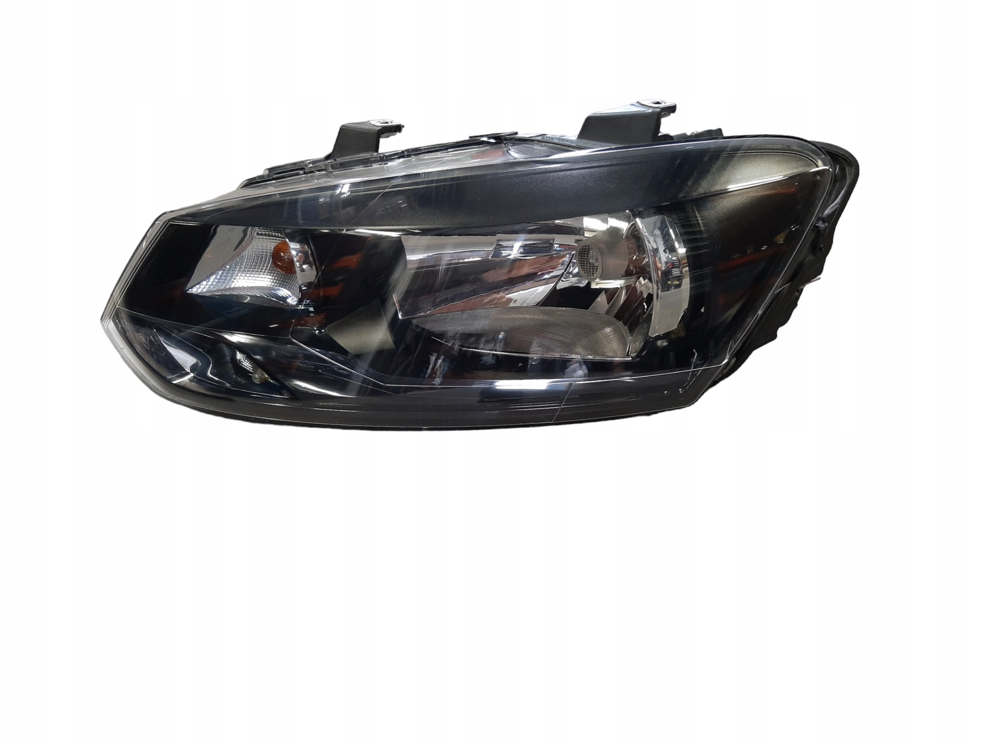 VW POLO 2008-2012 REFLEKTOR LAMPA PRZÓD LEWY 6R1941015E