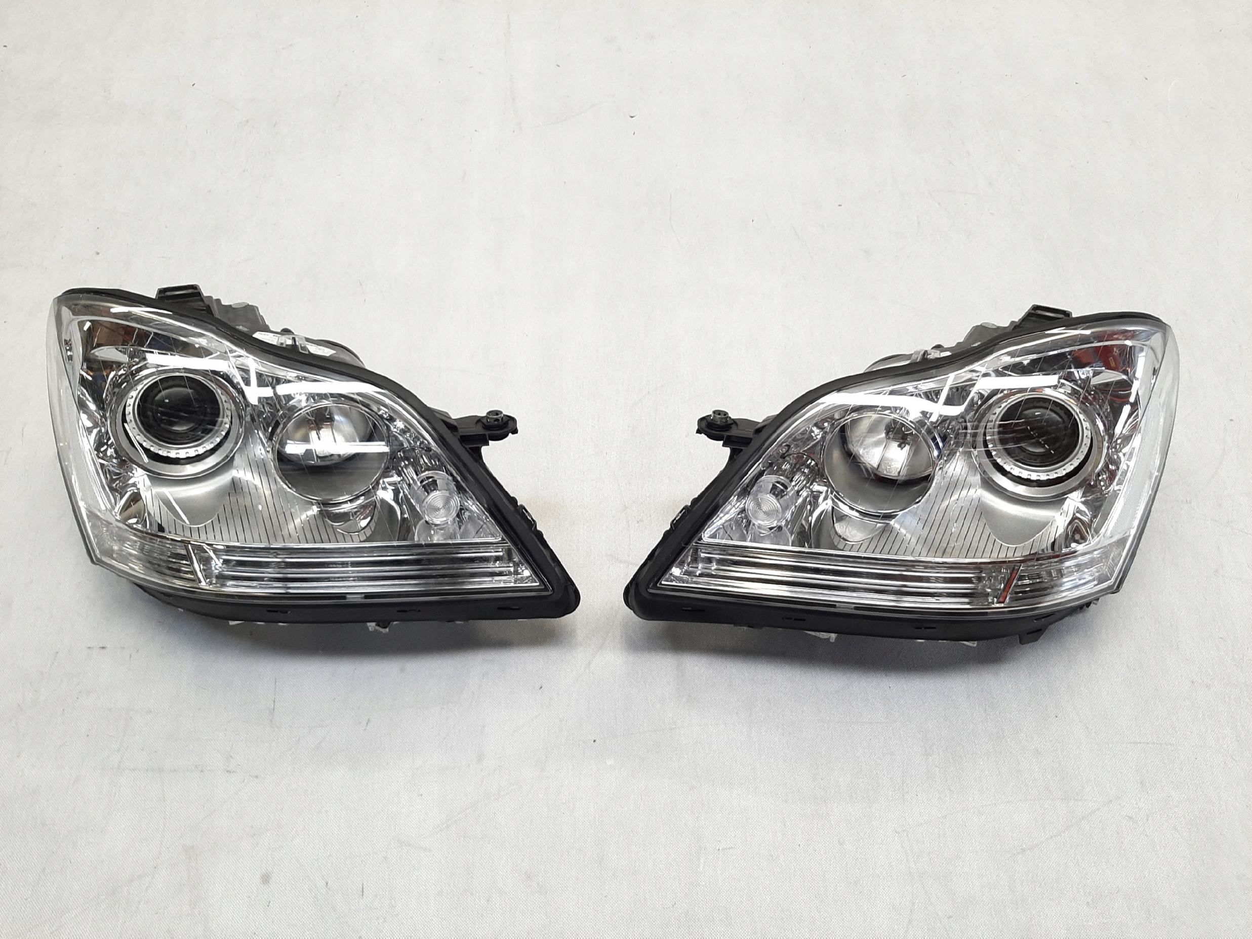 Mercedes ML W164 Reflektor Lampa Xenon KOMPLET A1648203161 A1648203261