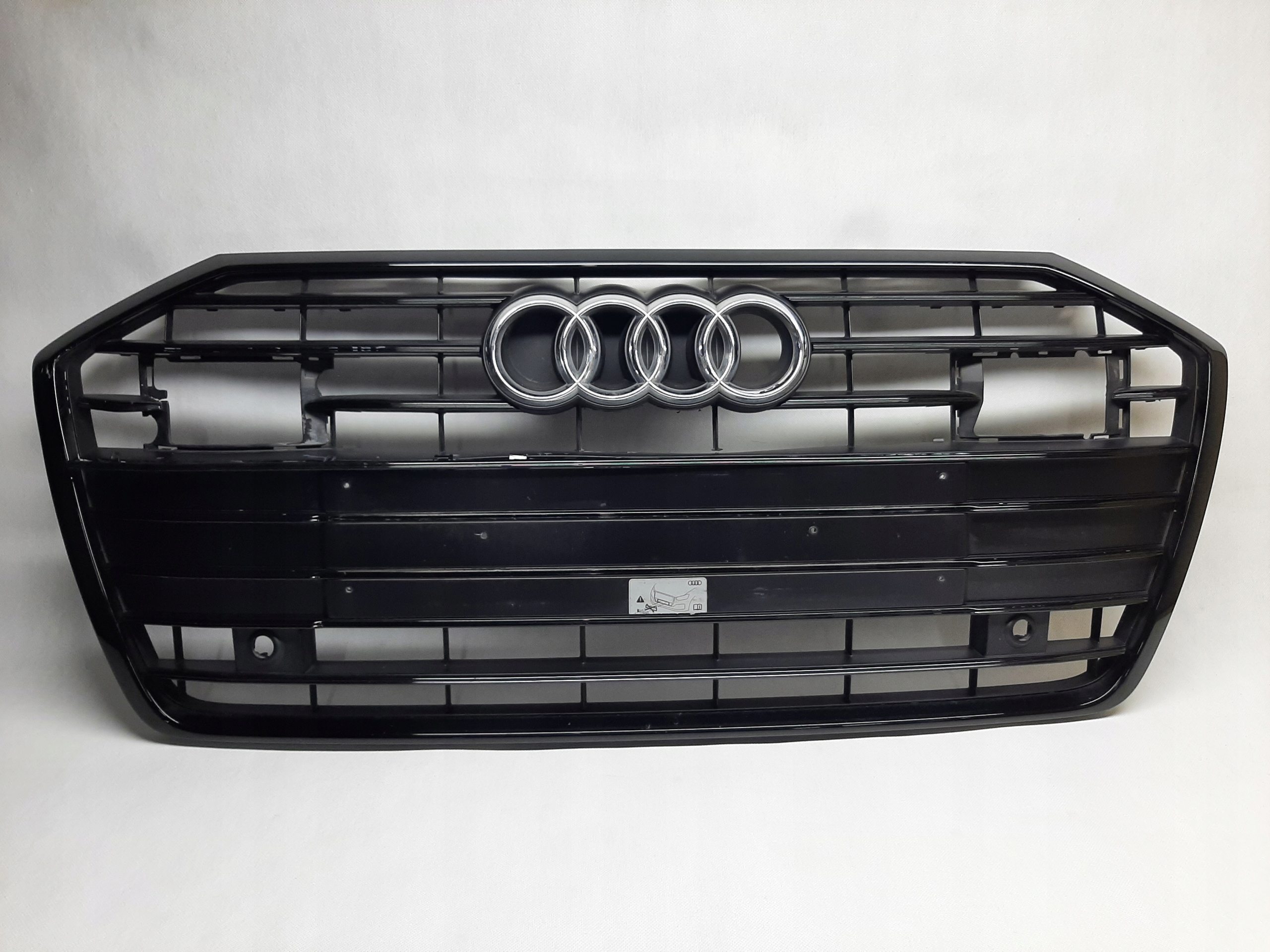 Audi A6 C8 Grill Atrapa 4K0853651C