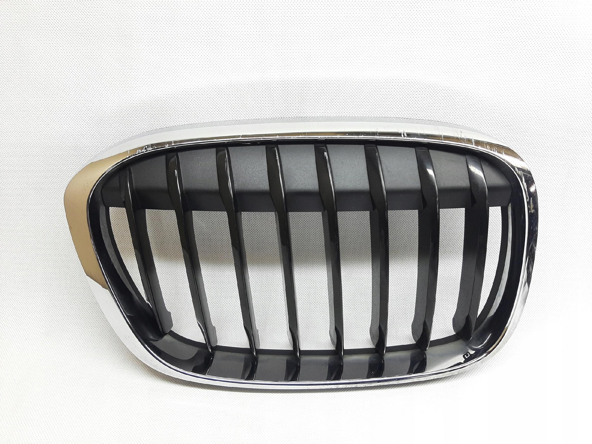 BMW X1 F48 Atrapa Kratka prawa Grill 7383364