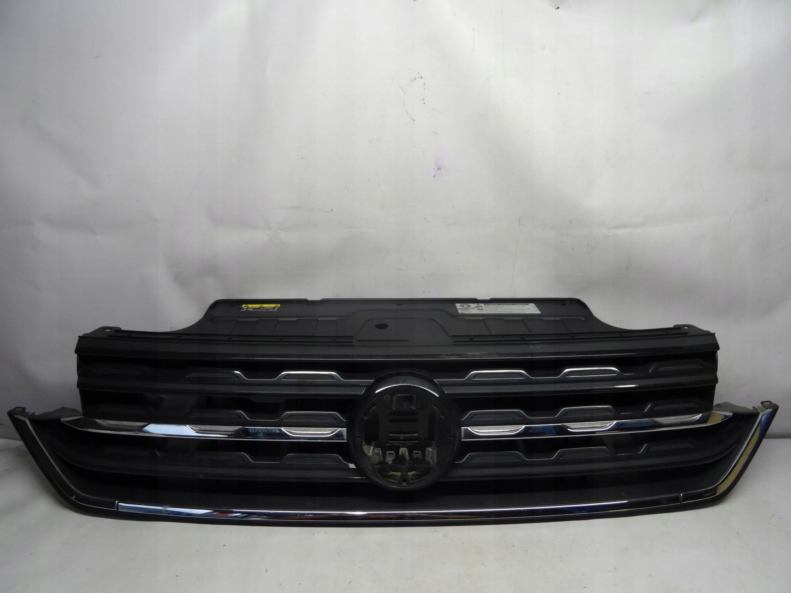 VW T-ROC ATRAPA GRILL 2GM853651G