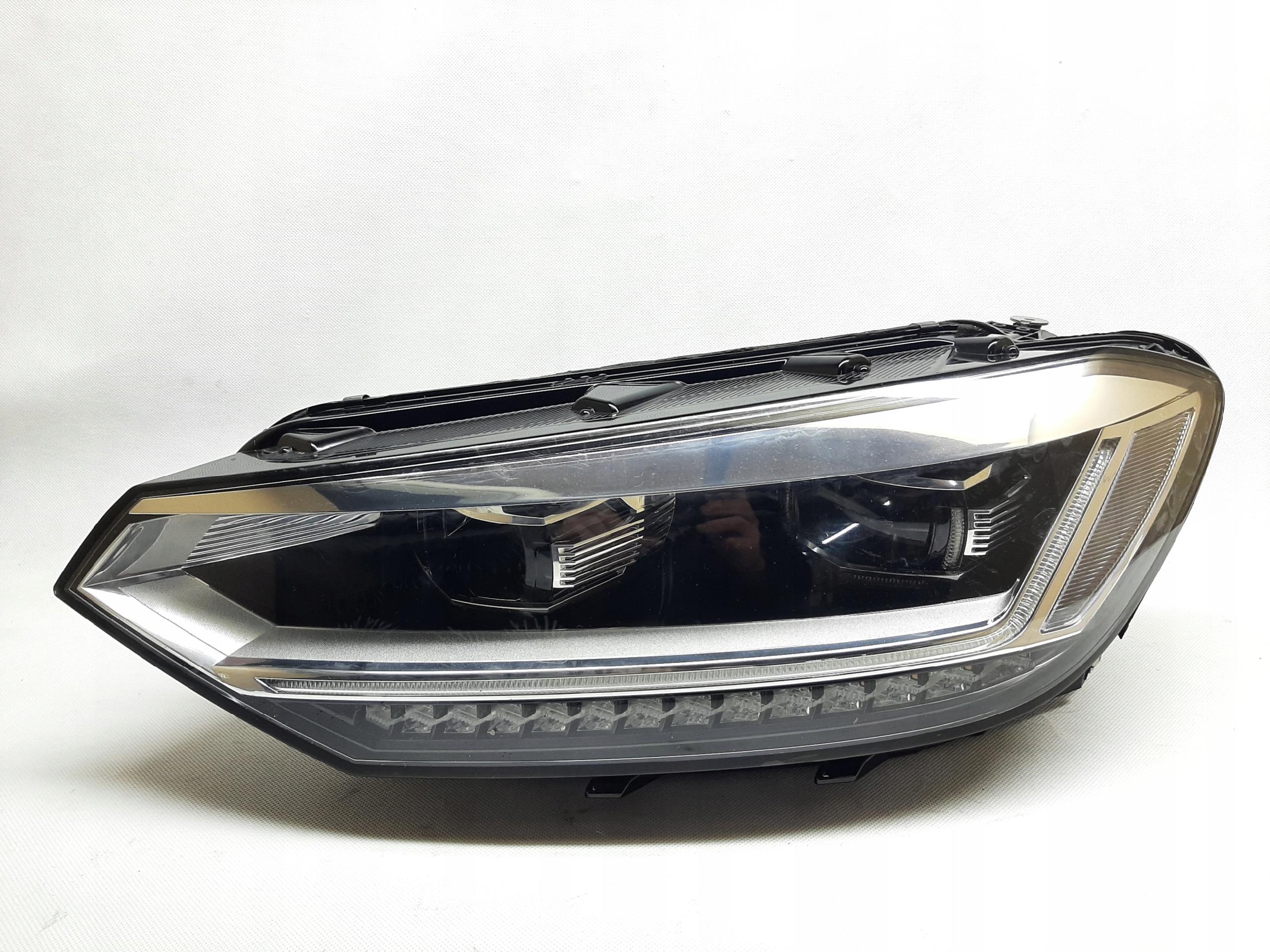 VW Touran Lampa lewa Reflektor LED 5TB941081A