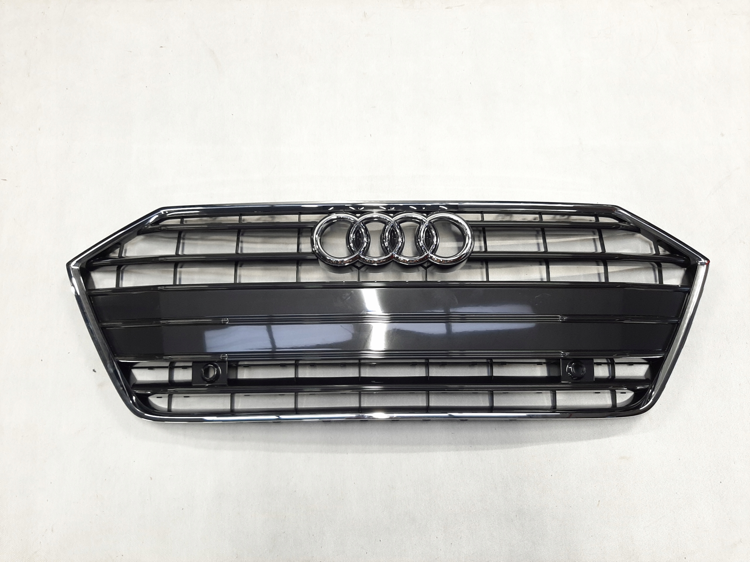 Audi A7 C8 L1 Atrapa Grill Kratka 4K8853651 4k8853653