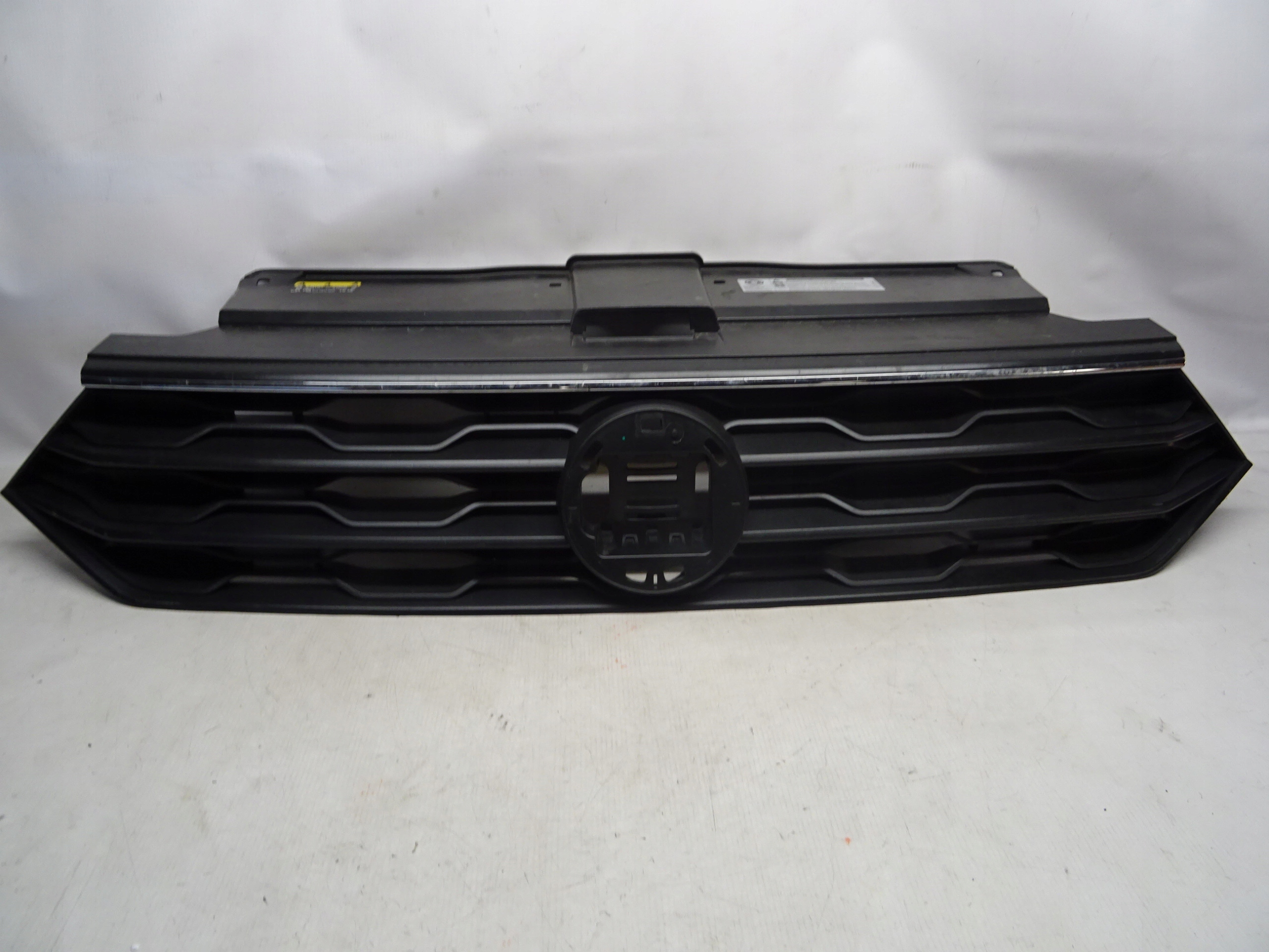 VW T-ROC ATRAPA GRILL 2GA853651E