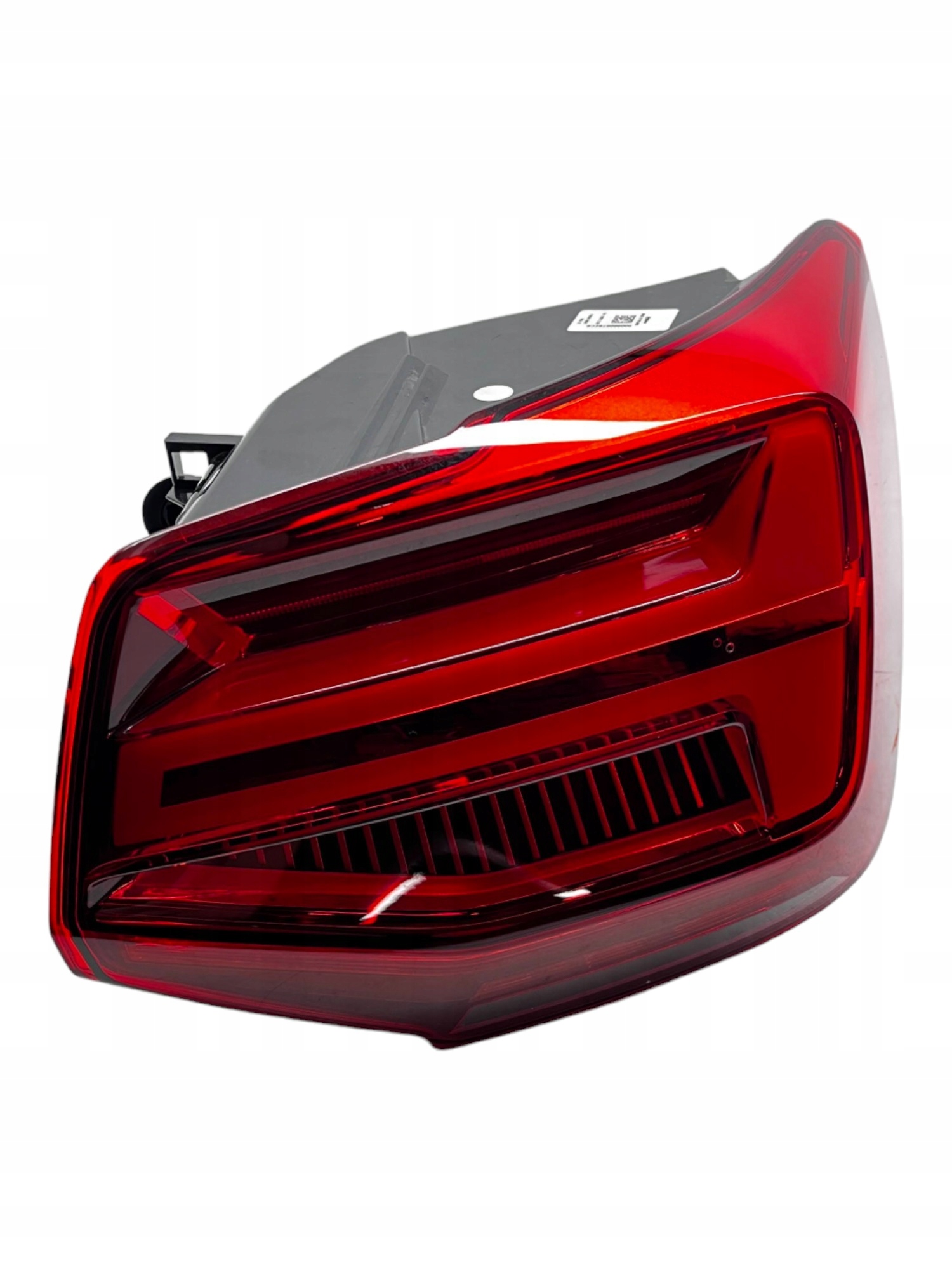 AUDI Q2 LAMPA TYLNA TYŁ PRAWA 81A945092B