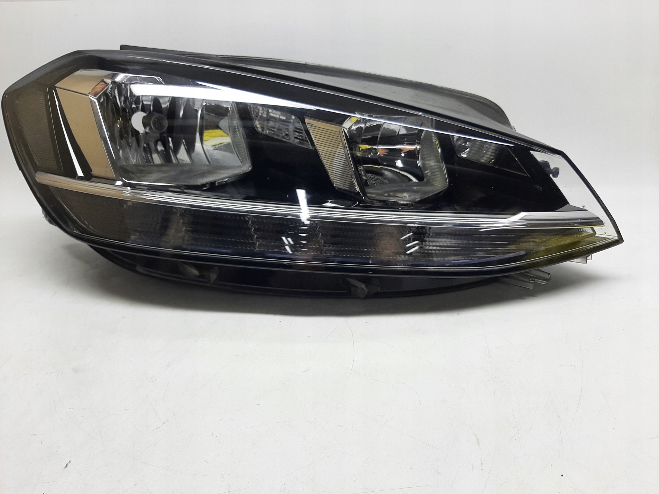 VOLKSWAGEN GOLF 7 LIFT PRAWY REFLEKTOR LAMPA 2017-2020 5G1941006D