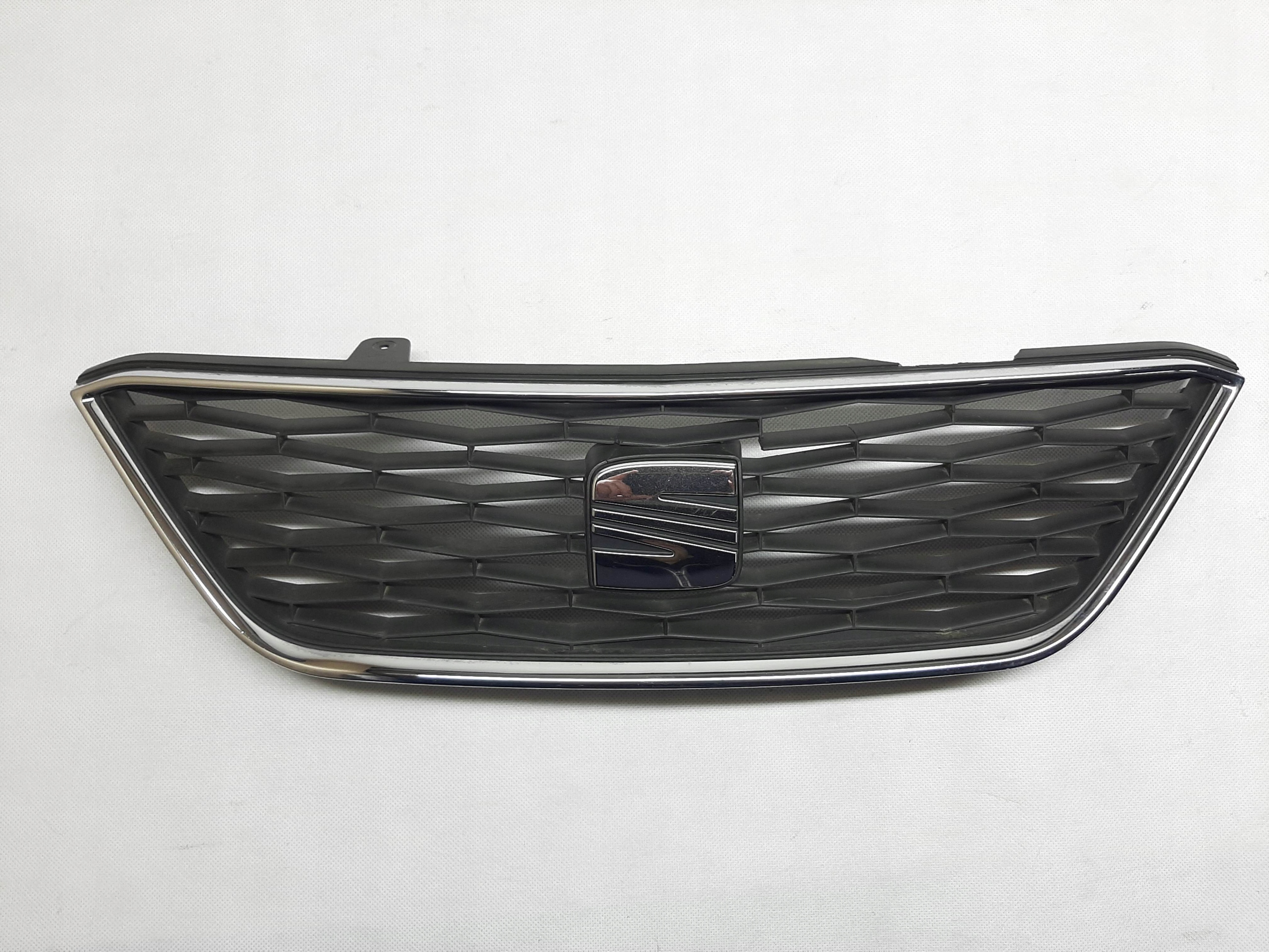 Seat Ibiza 4 Atrapa Grill 6J0853654C