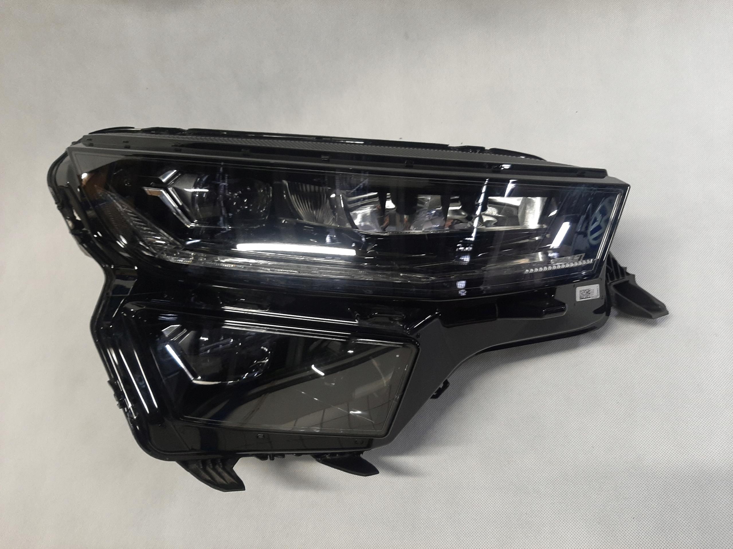 Skoda Kodiaq Lift Reflektor Lampa Full Led PRAWA 566941036