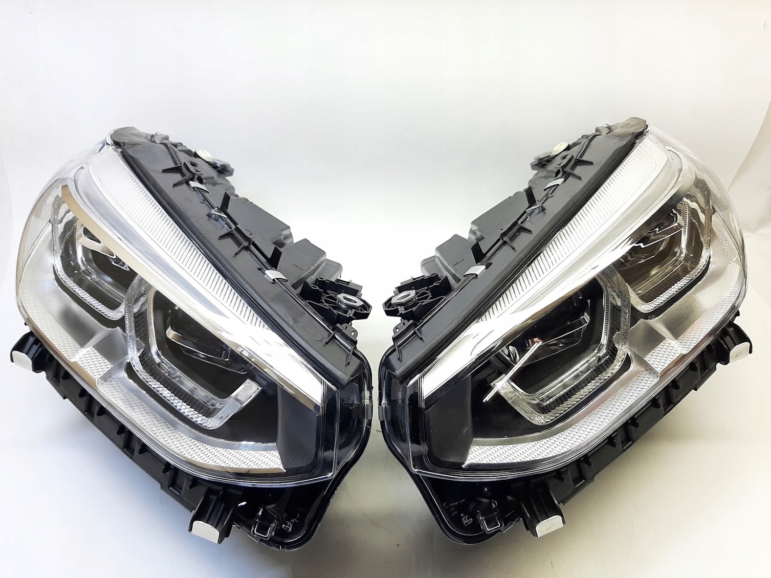 BMW F97 REFLEKTOR LAMPA KOMPLET FULL LED 746612005