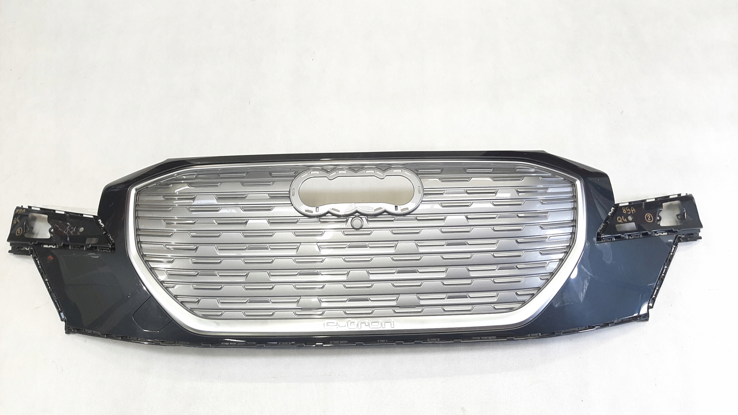 AUDI Q4 E-TRON GRILL ATRAPA 89A807725A 89A853653A