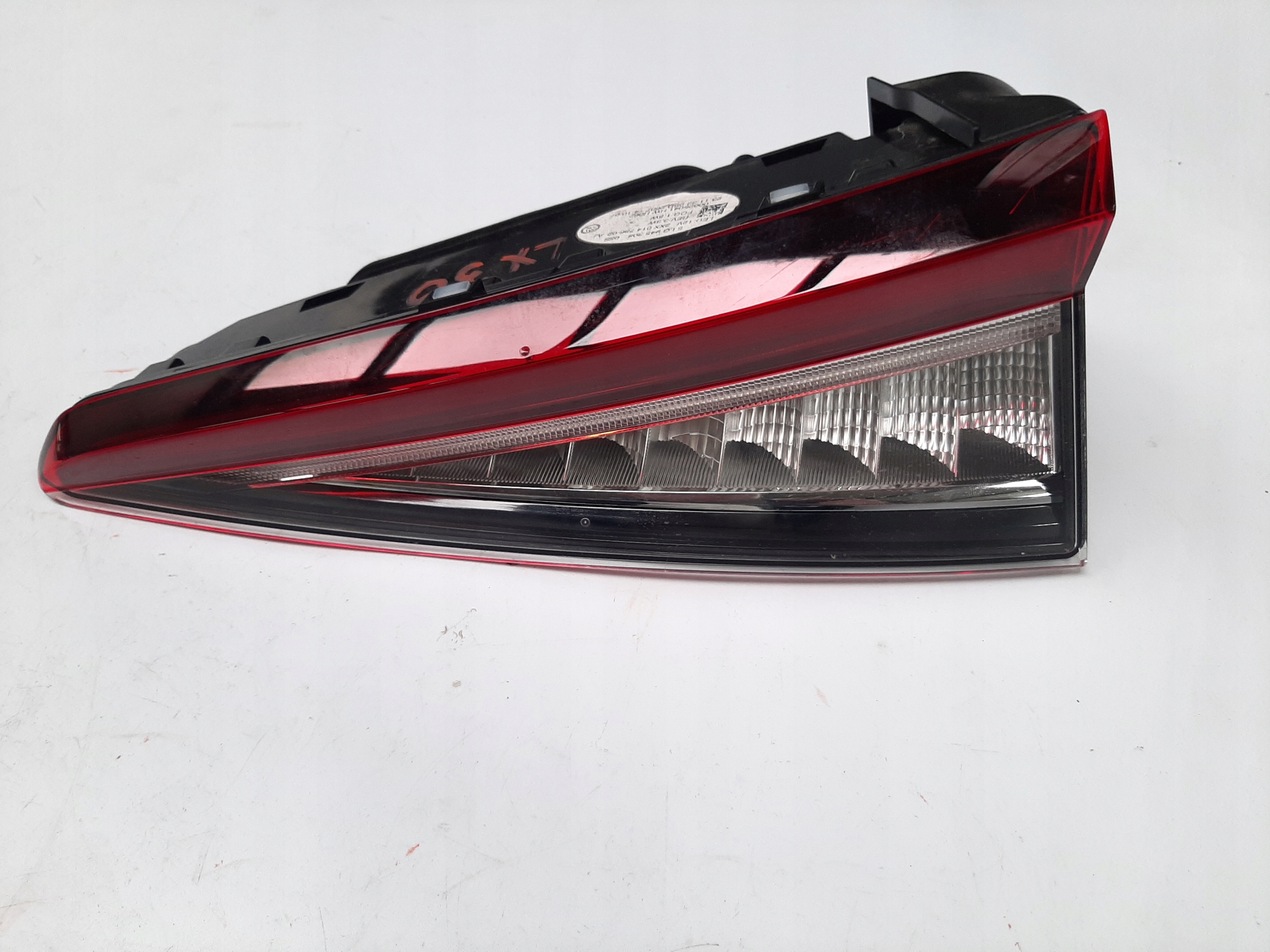 SKODA ENYAQ iV 2020- LAMPA KLAPY LED PRAWY TYŁ 5LG945308