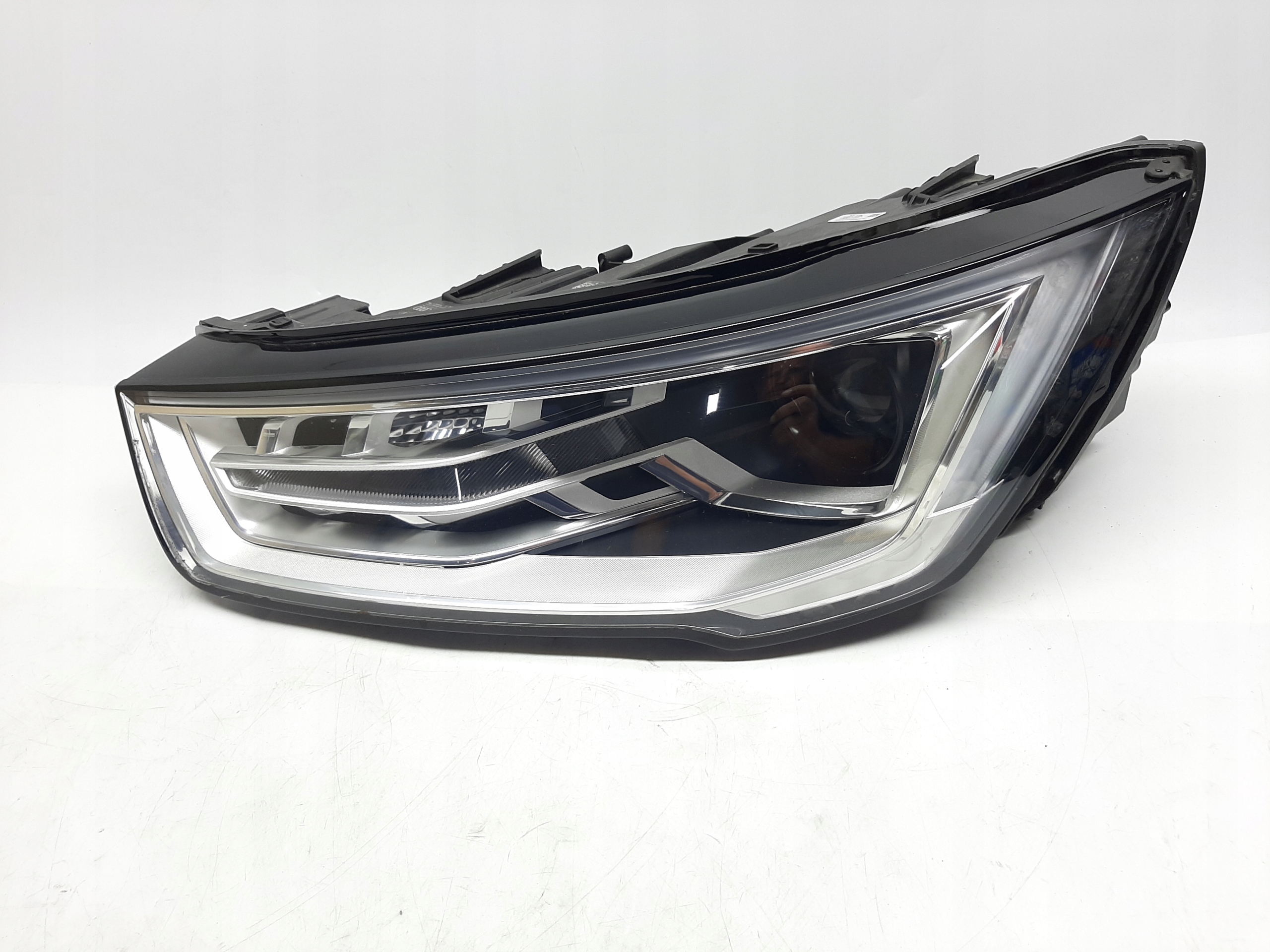 AUDI A1 LIFT 2014-2018 LAMPA REFLEKTOR LED LEWY PRZÓD 8XA941005A